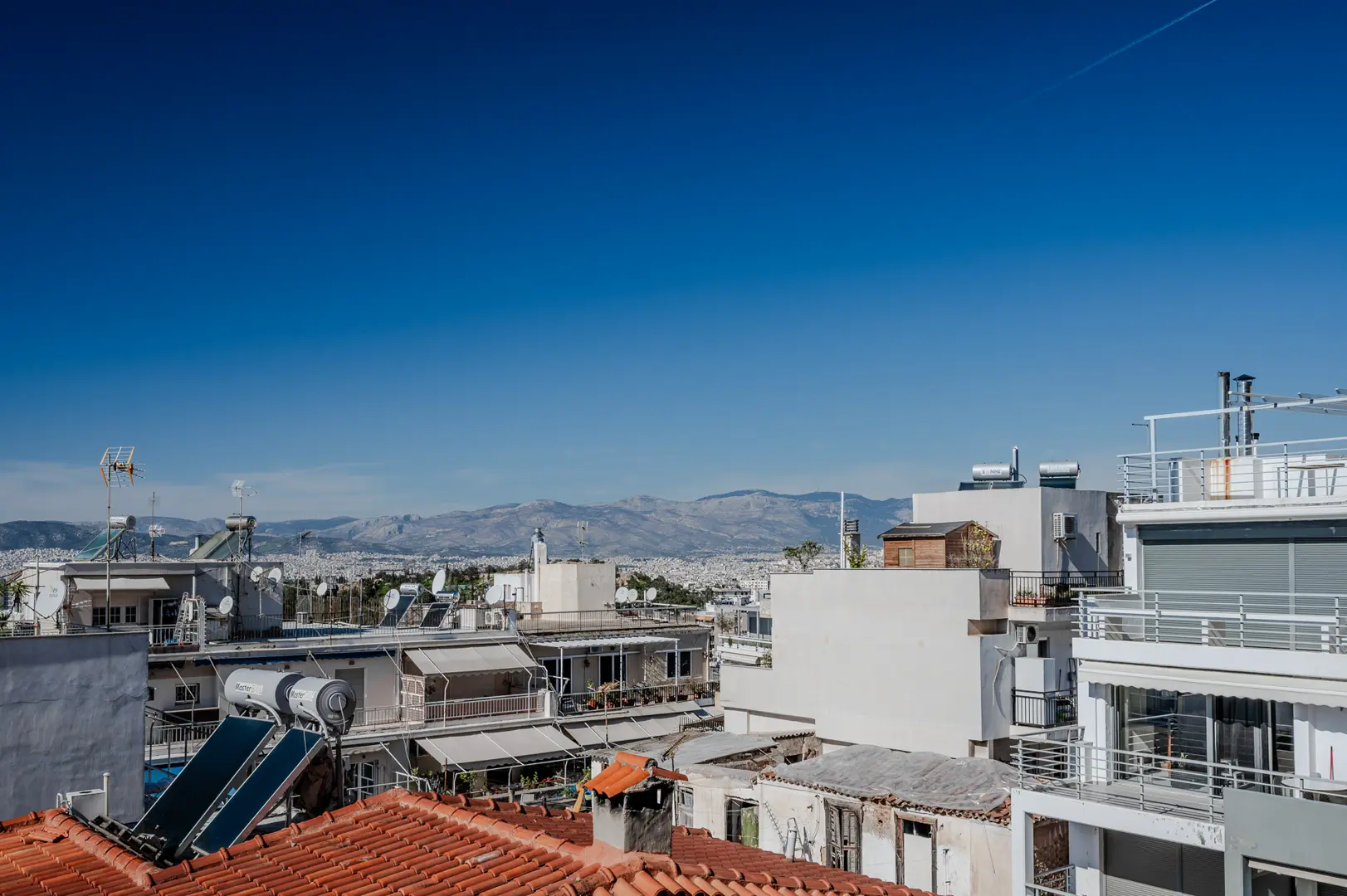LEONTOS SGOUROU I KOLONAKI – photo 21 of 23