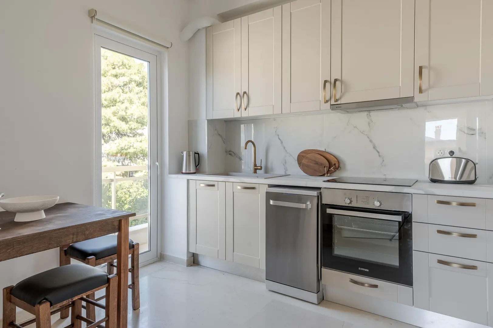 OMIROU I KIFISIA – photo 7 of 25