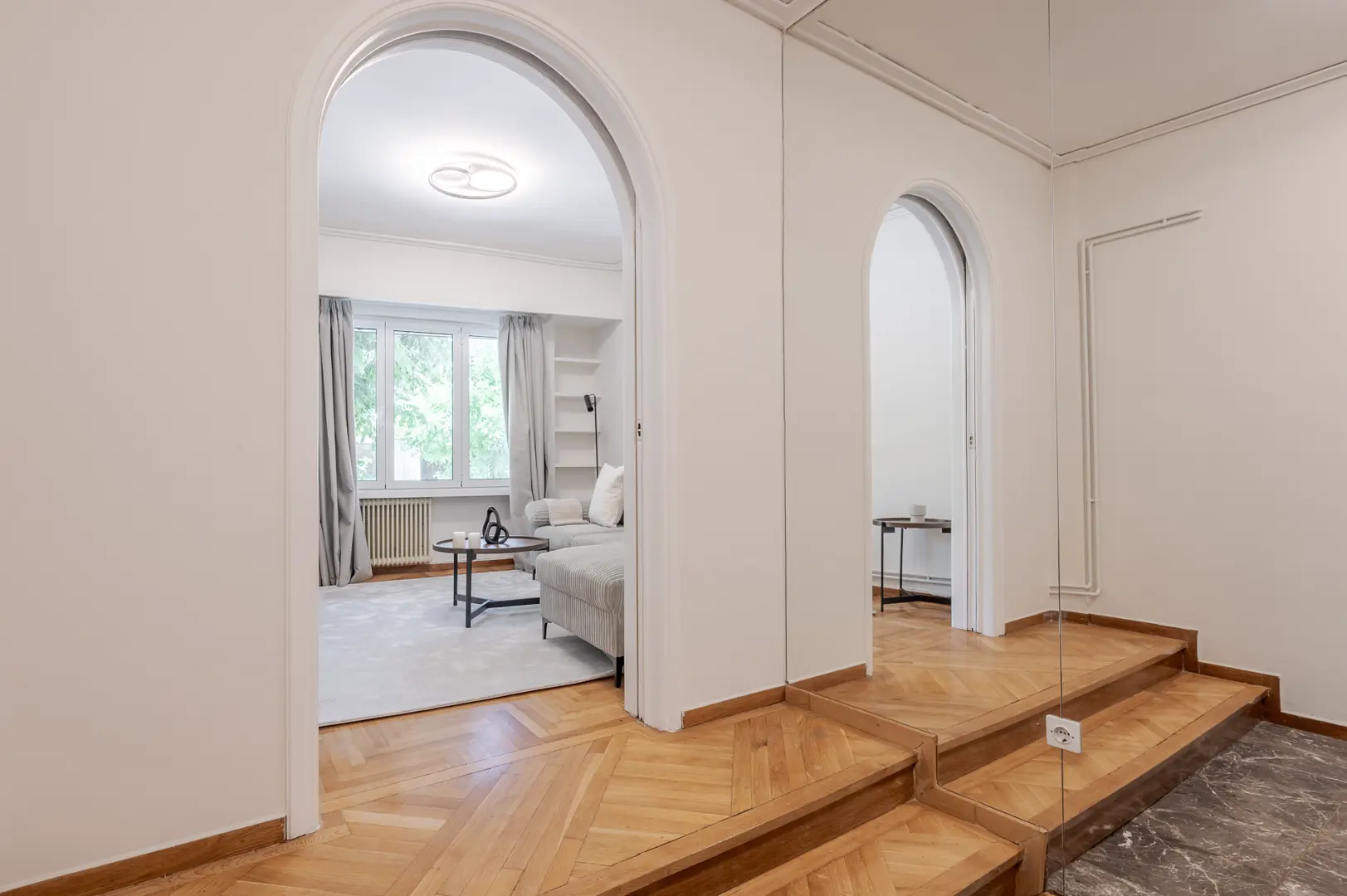 MONIS PETRAKI I KOLONAKI – photo 5 of 19