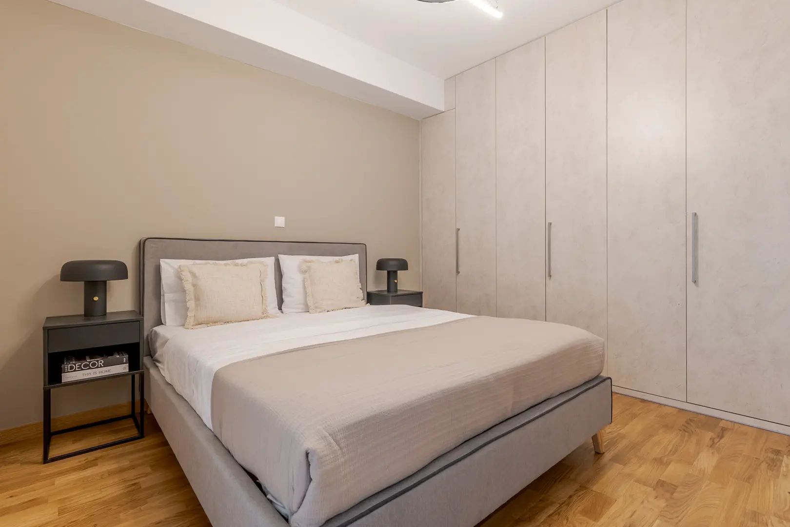 SOUIDIAS I KOLONAKI  – photo 14 of 23