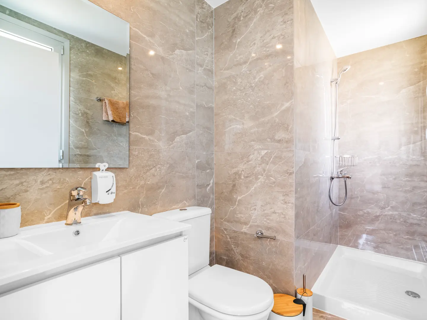 LAVRA RESIDENCES III – photo 10 of 14