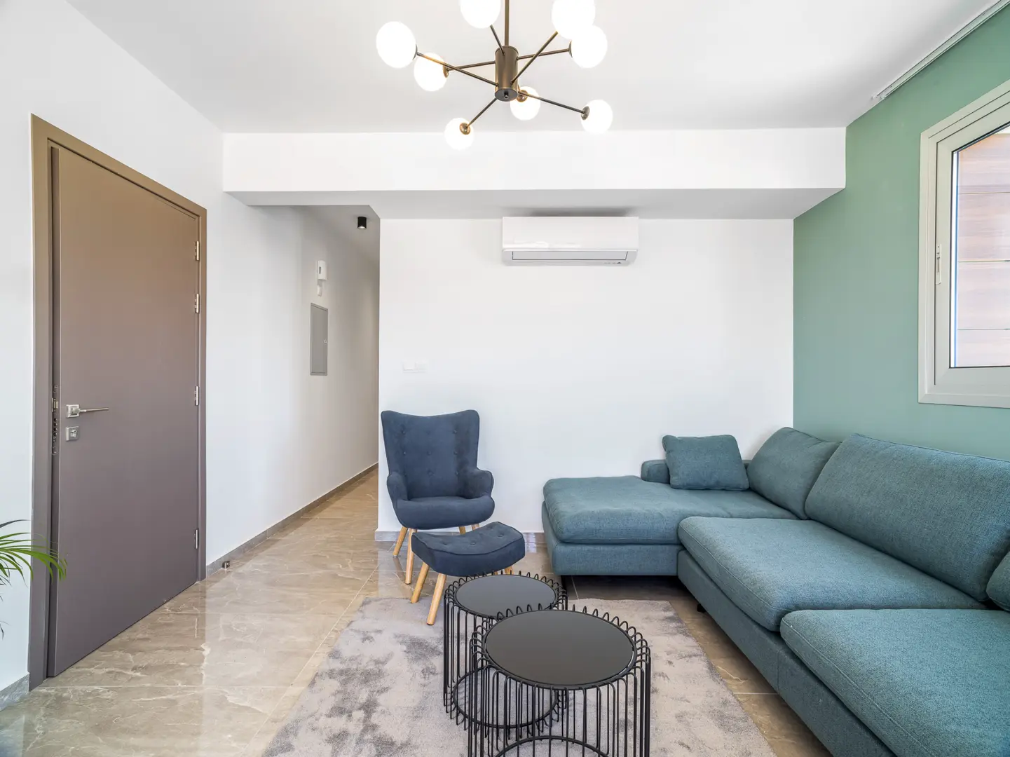 LAVRA RESIDENCES V