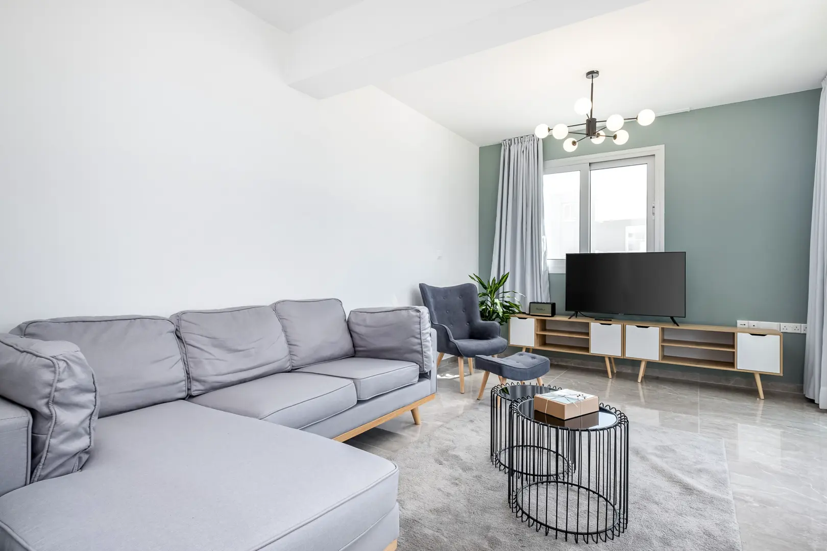 LAVRA RESIDENCES VI