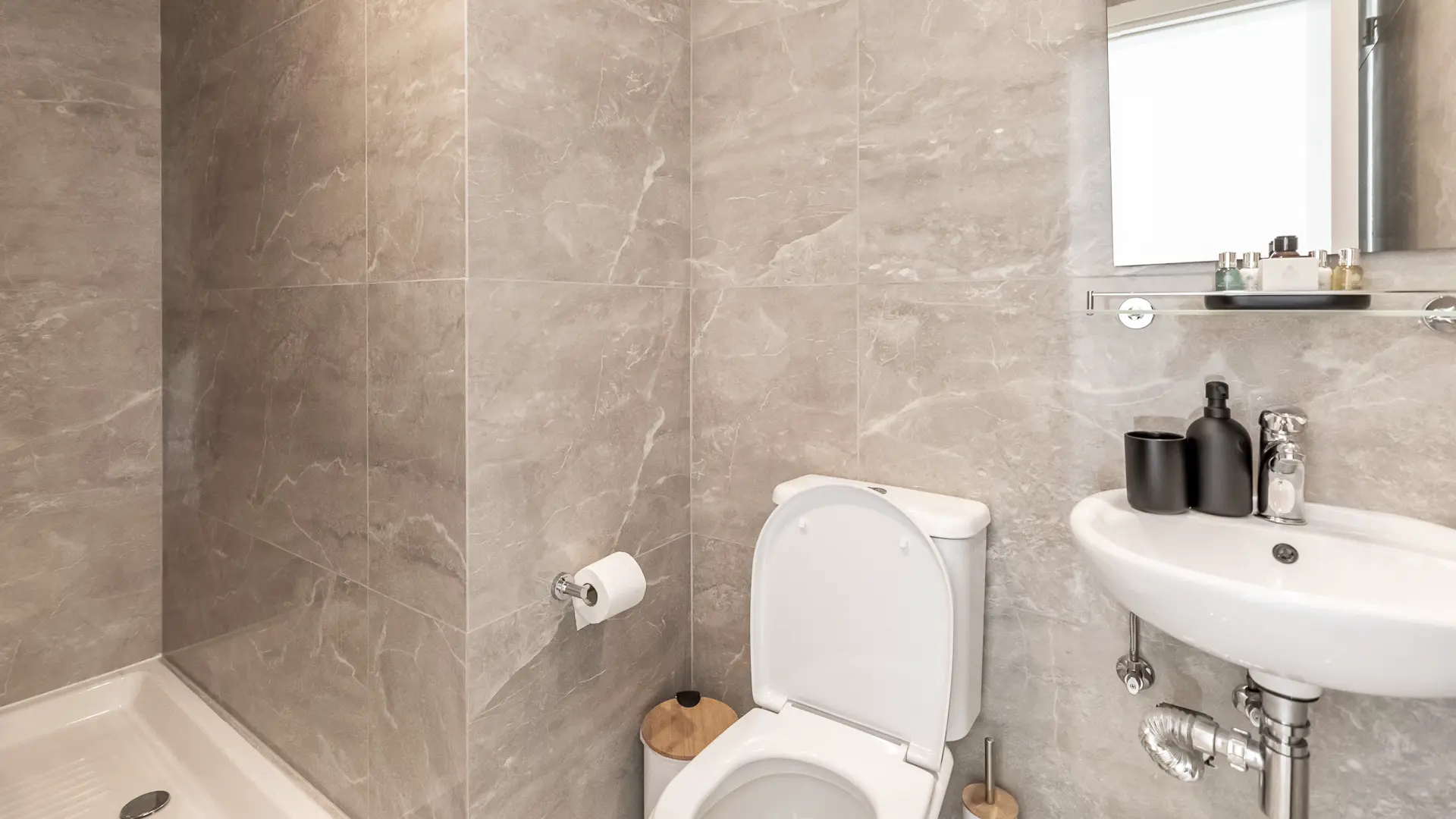 LAVRA RESIDENCES X – photo 13 of 15