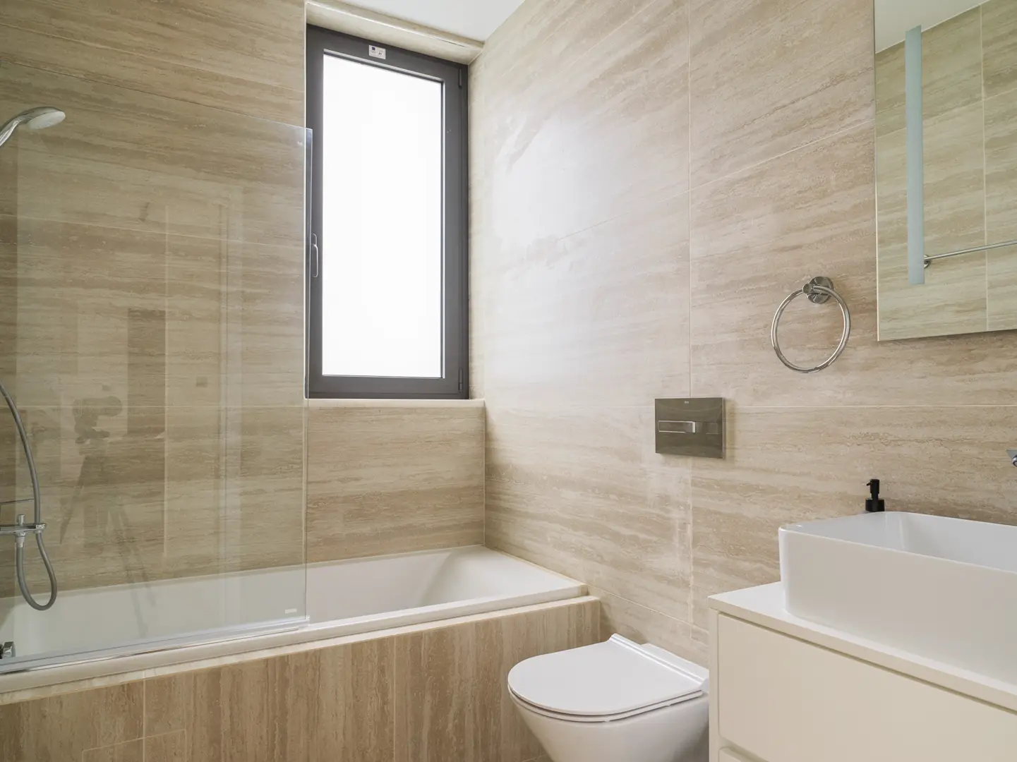 ADELINA RESIDENCE III – photo 9 of 13