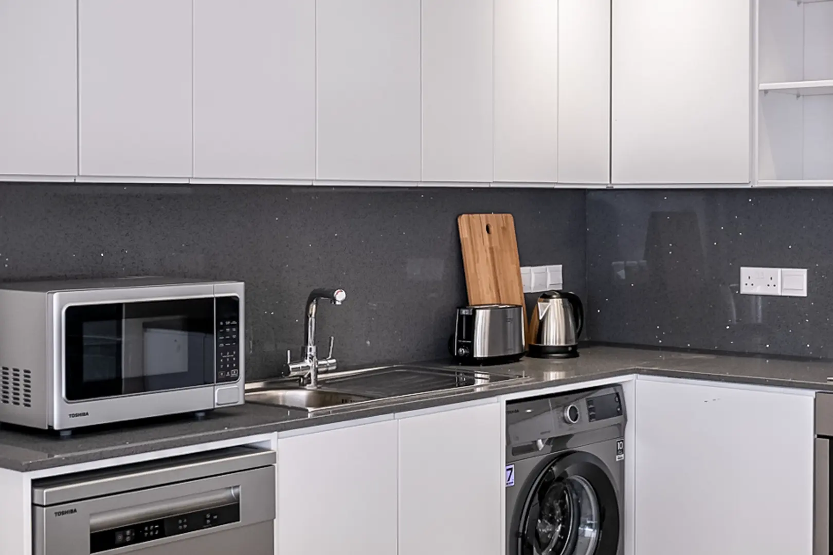 PLUS 25 RESIDENCE III – photo 5 of 13