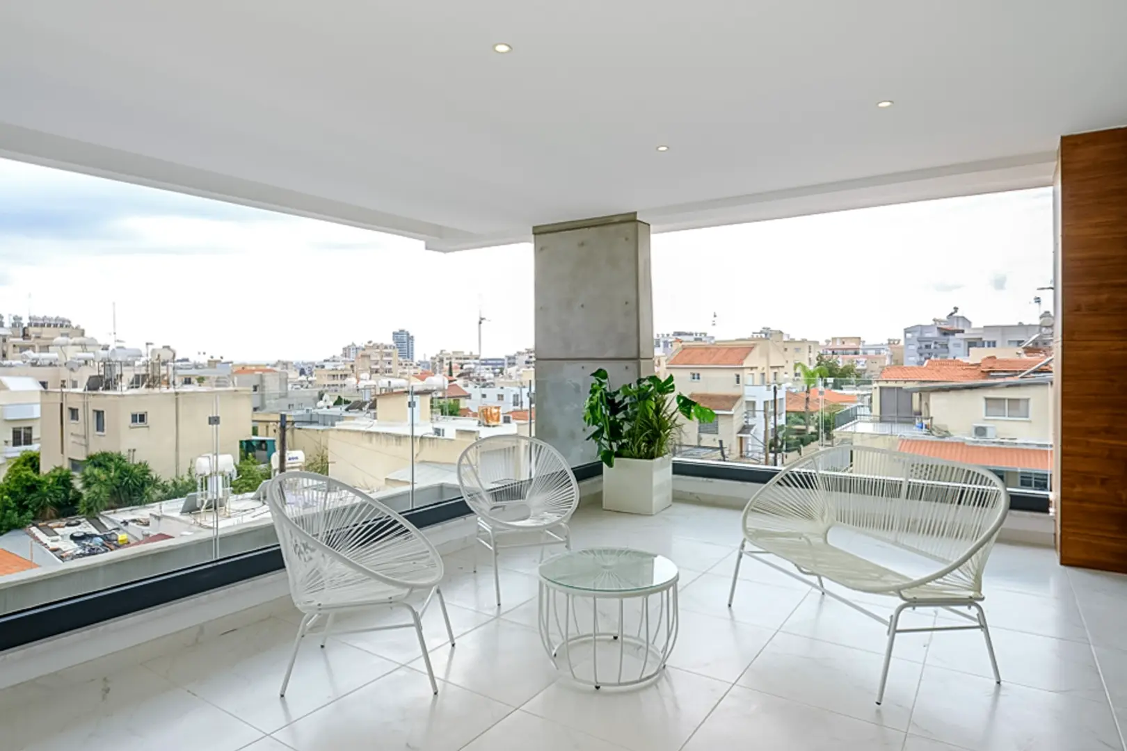 PLUS 25 RESIDENCE III – photo 12 of 13
