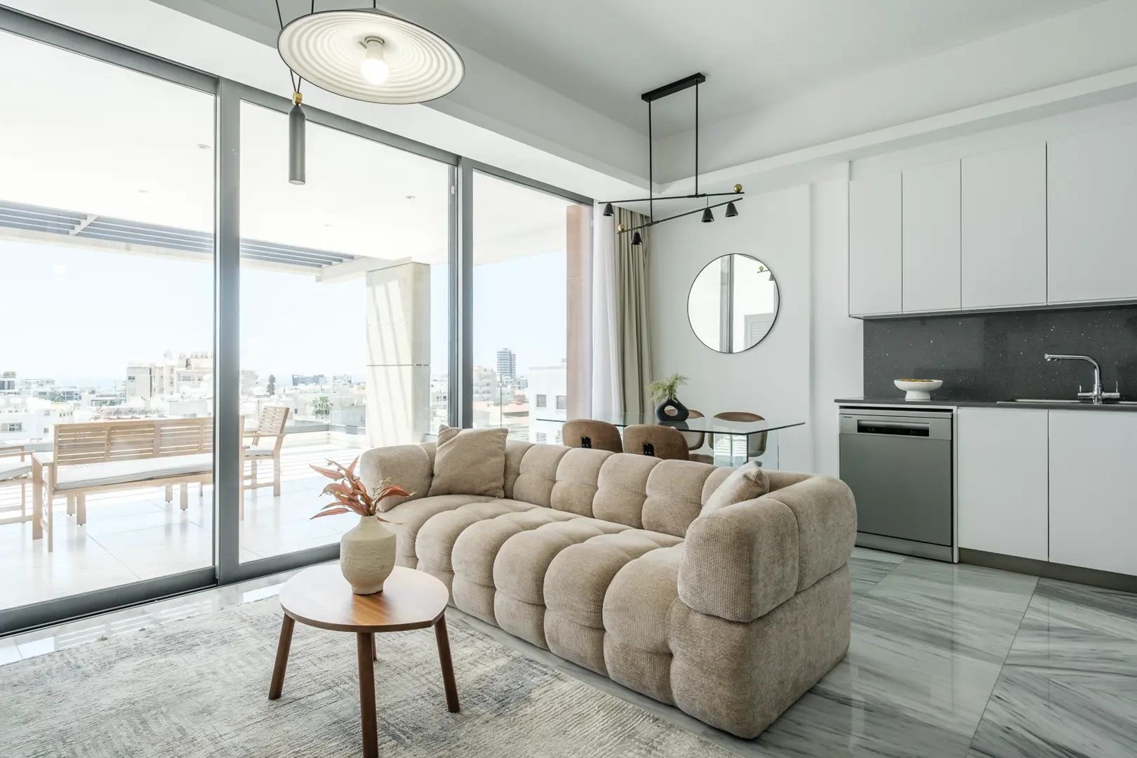 PLUS 25 RESIDENCE VII – photo 2 of 24