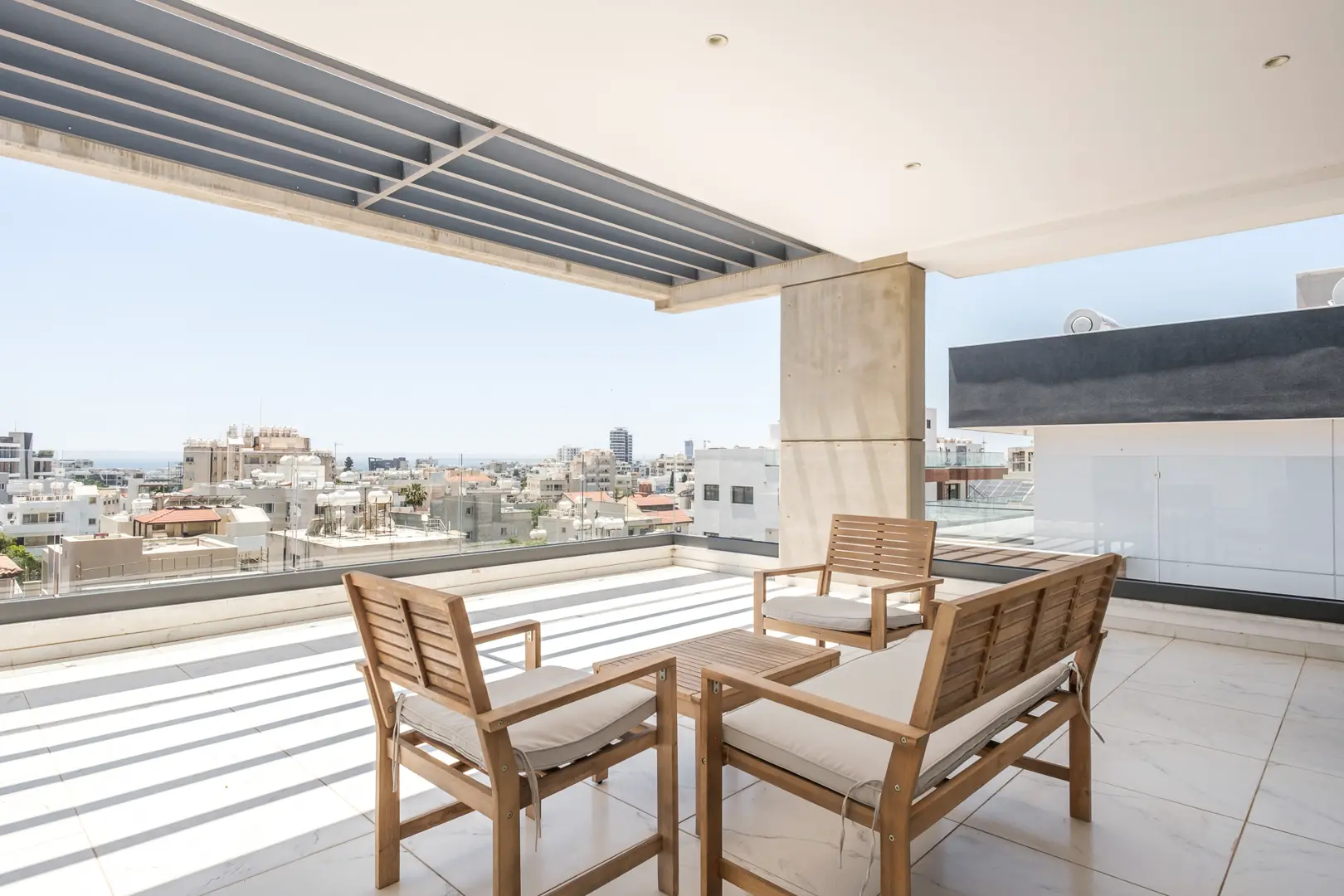 PLUS 25 RESIDENCE VII – photo 21 of 24