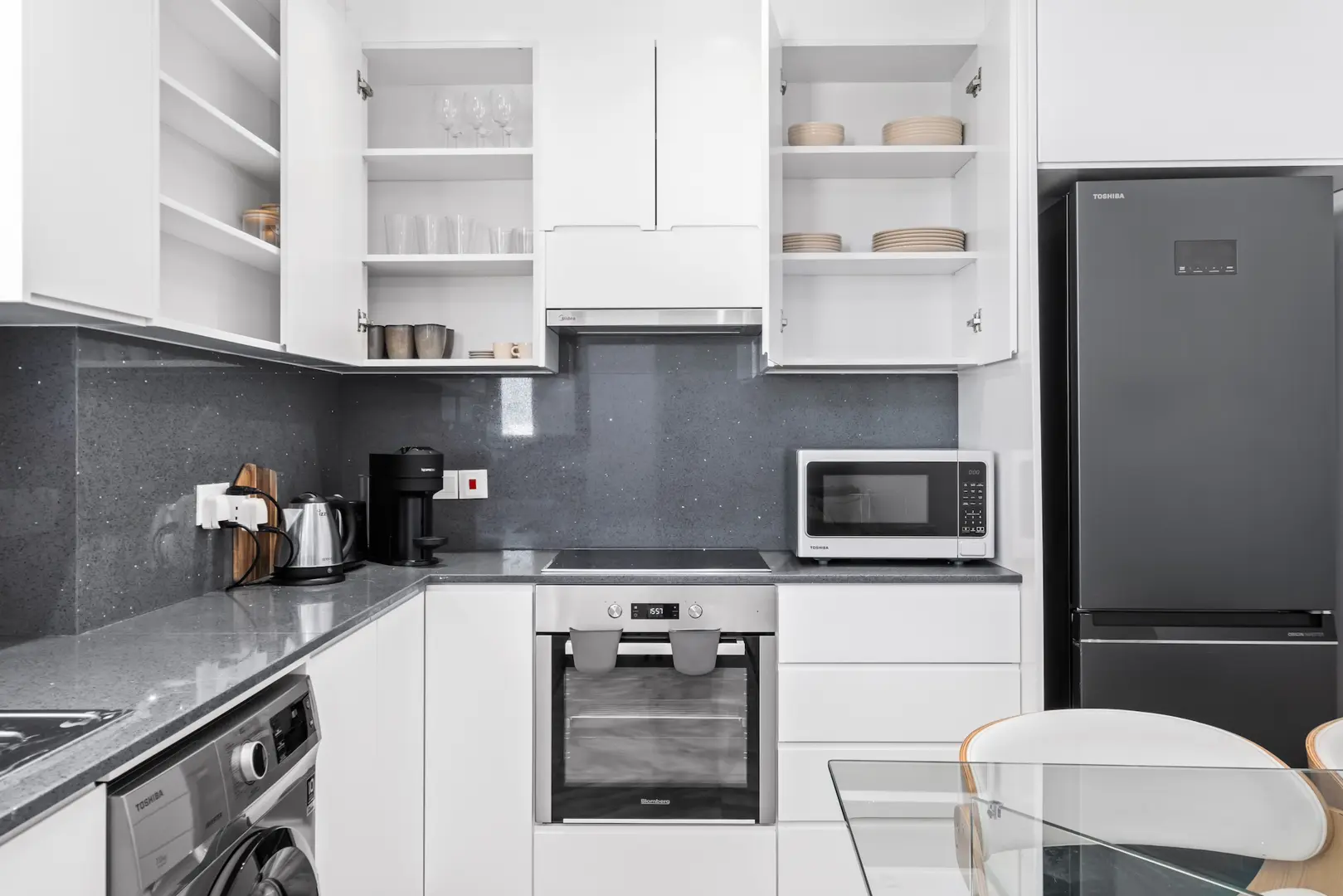 PLUS 25 RESIDENCE VI – photo 5 of 17