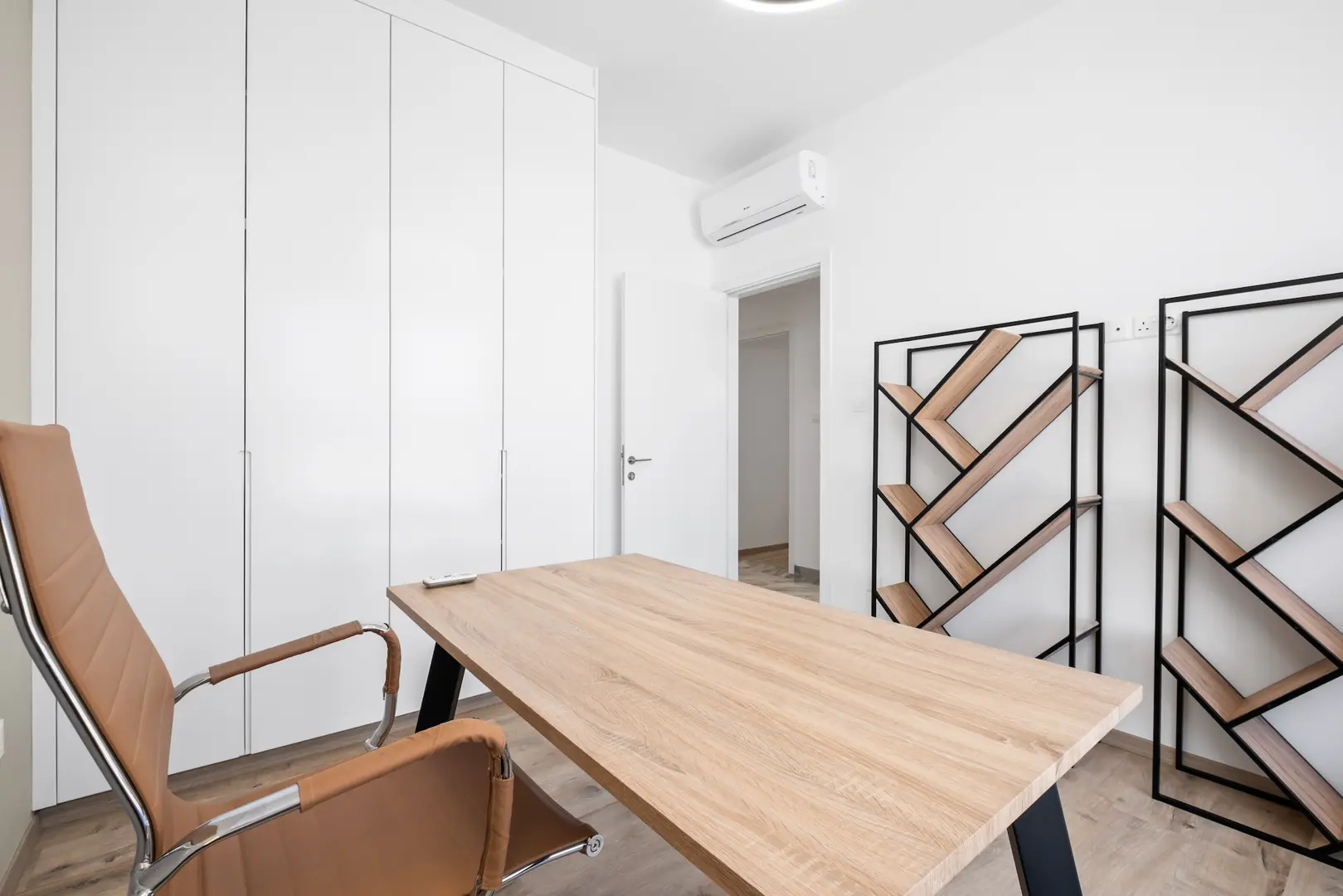 PLUS 25 RESIDENCE VI – photo 7 of 17