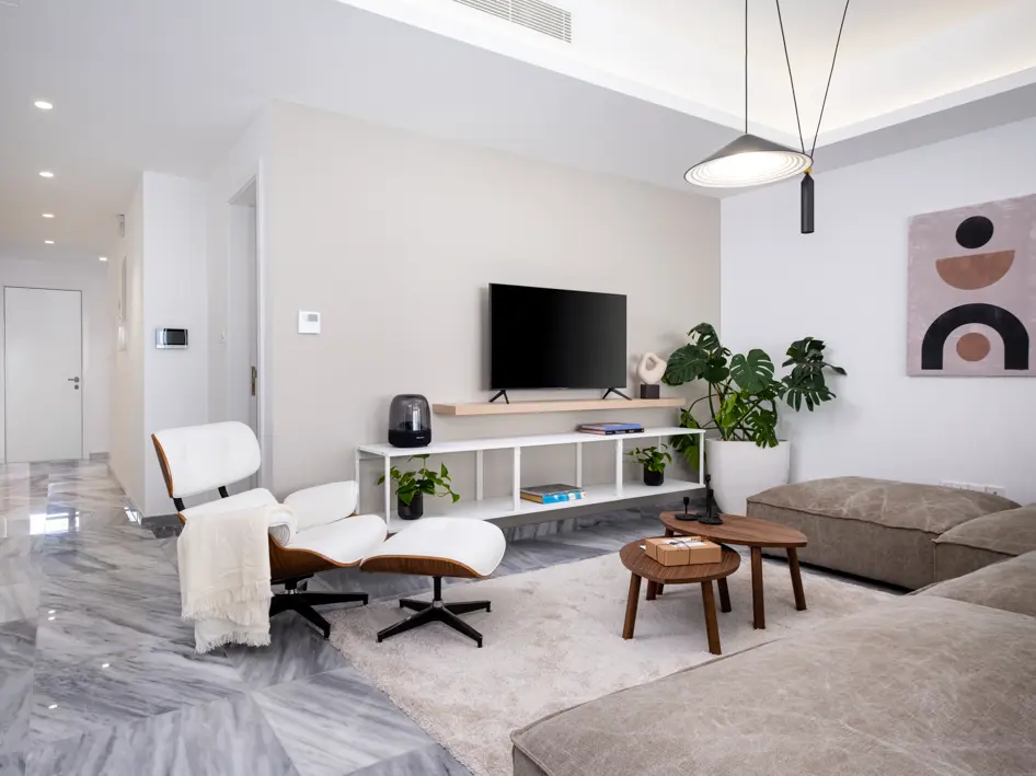 PLUS 25 RESIDENCE VIII – photo 2 of 13