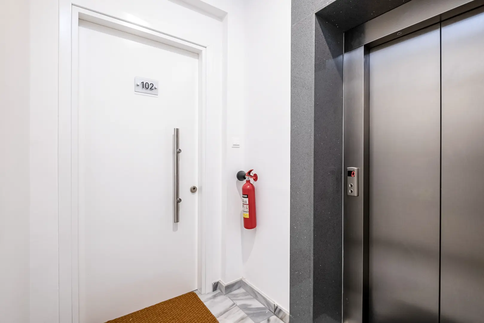 PLUS 25 RESIDENCE II – photo 20 of 21