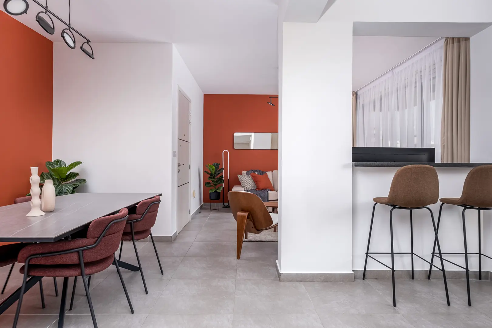 ARFARA BUILDING II – photo 3 of 14