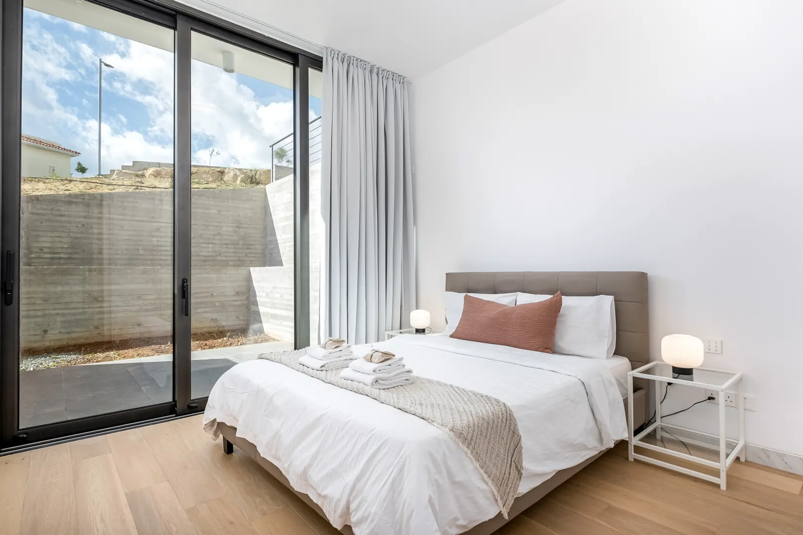 AURAI VILLA – photo 8 of 19