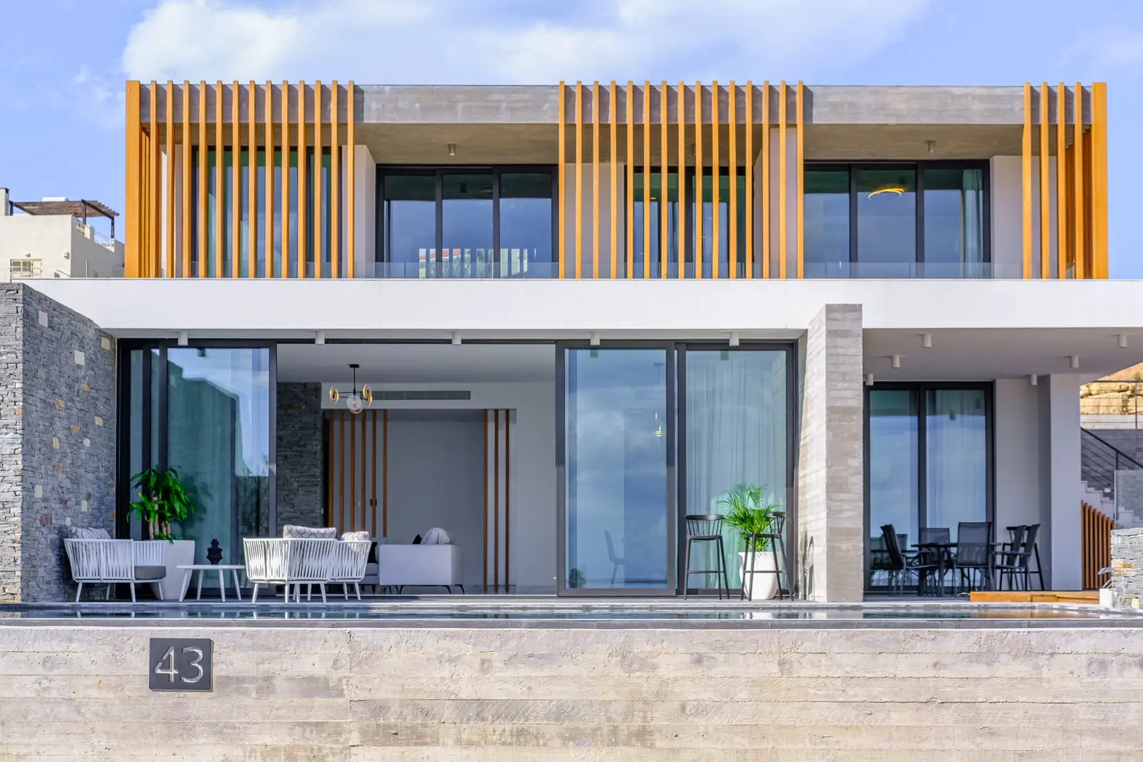 AURAI VILLA – photo 18 of 19