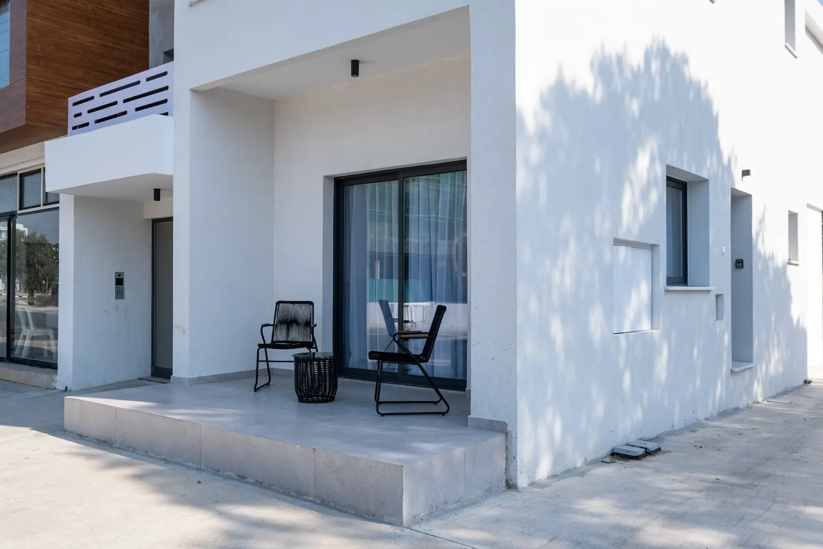 GIOVANNI STUDIO I – photo 15 of 18