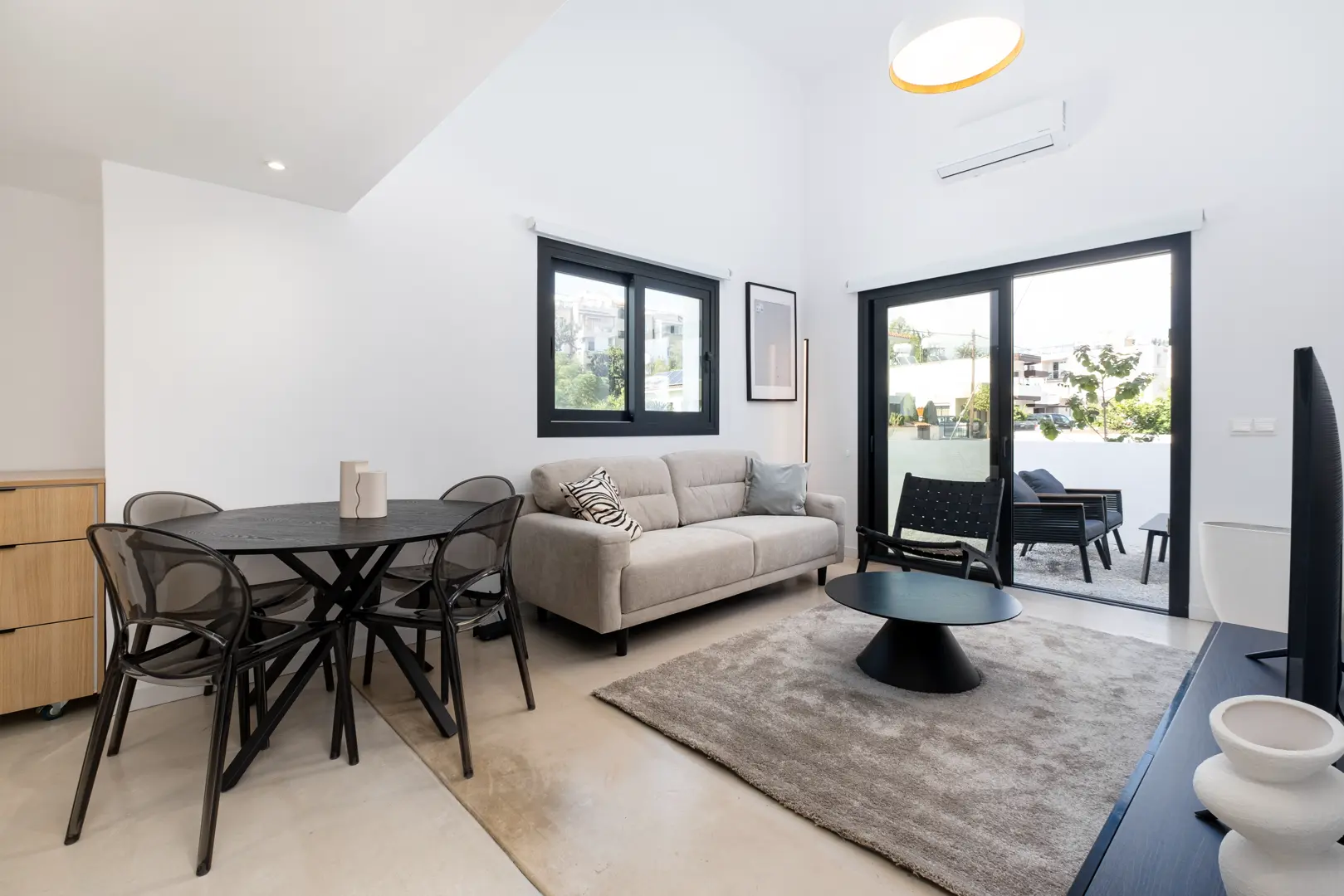 NILEA COURT II – photo 2 of 15
