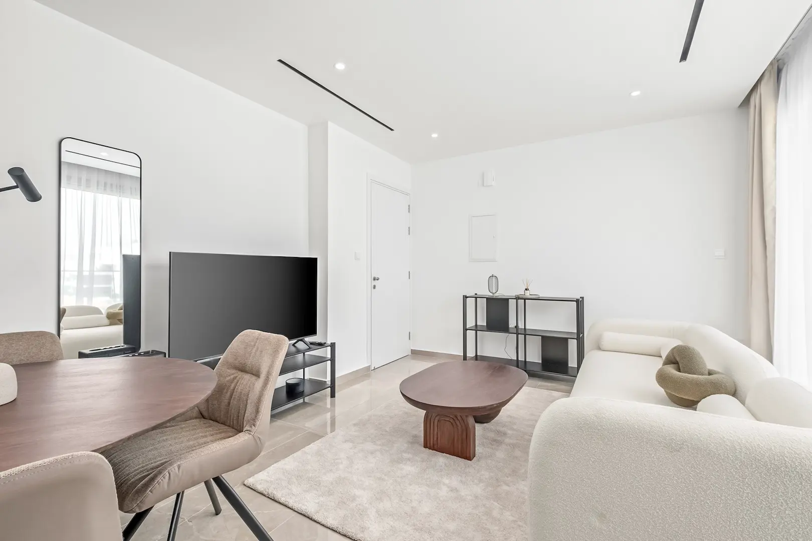 DWELL I – photo 5 of 18
