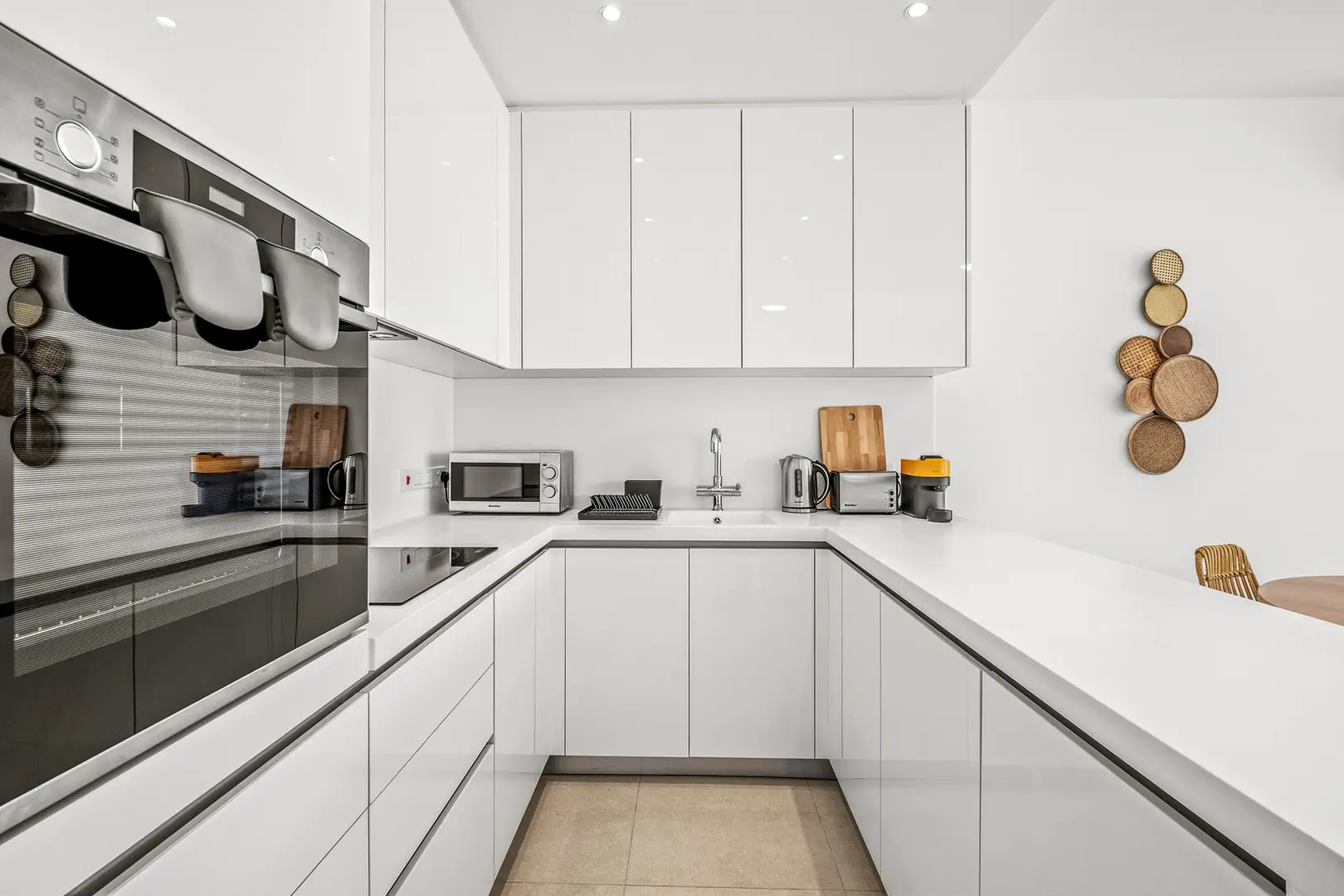ARIA RESIDENCE I – photo 5 of 17