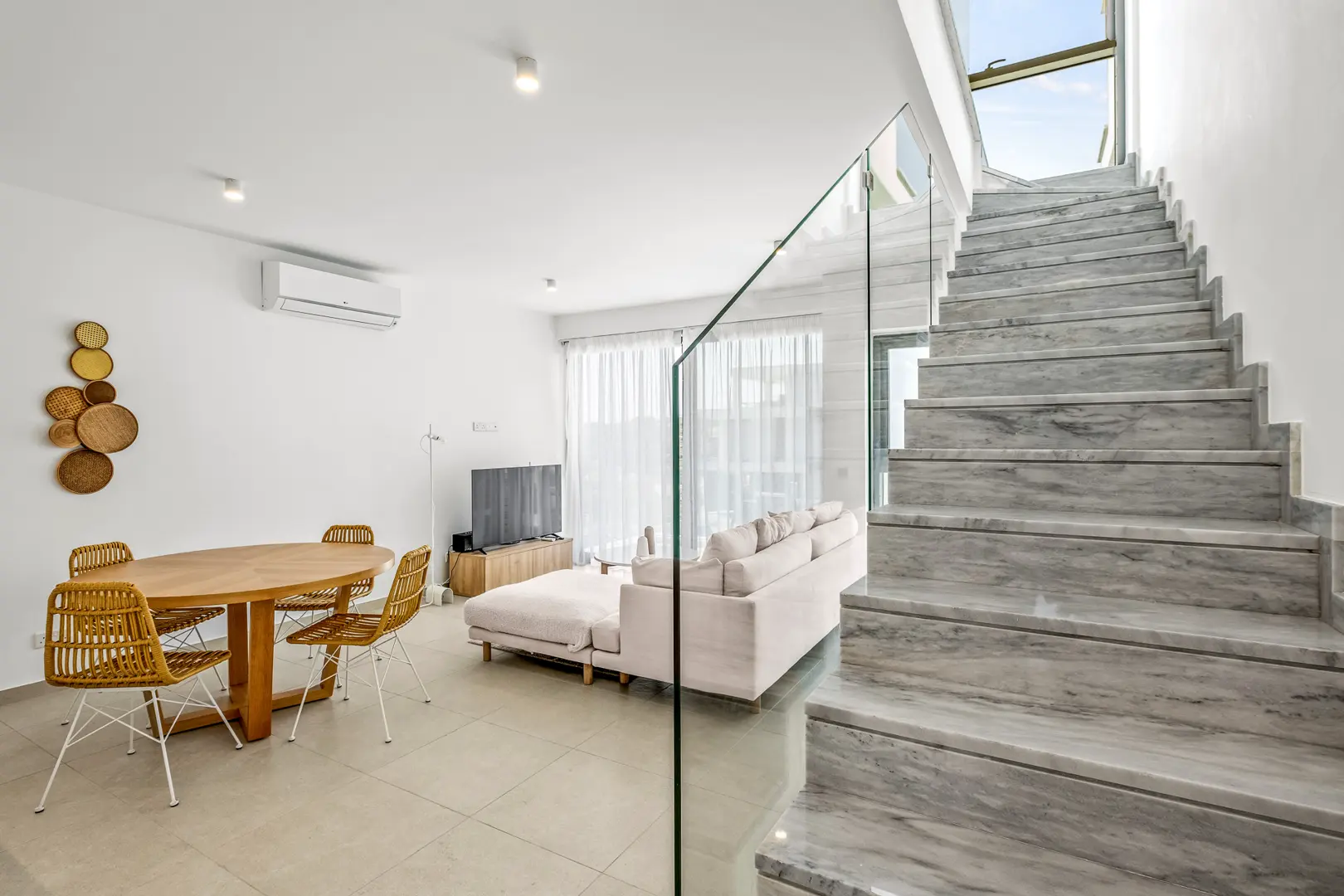 ARIA RESIDENCE I – photo 7 of 17