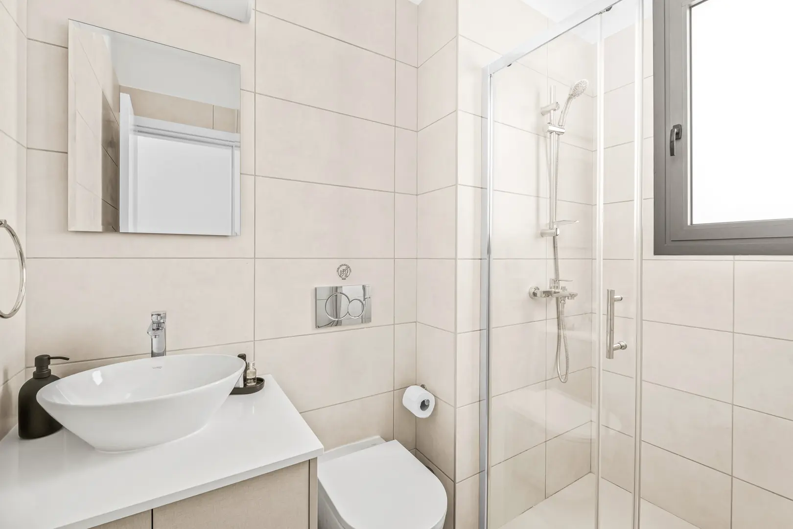 UNIVERSAL RESIDENCES D II – photo 7 of 13