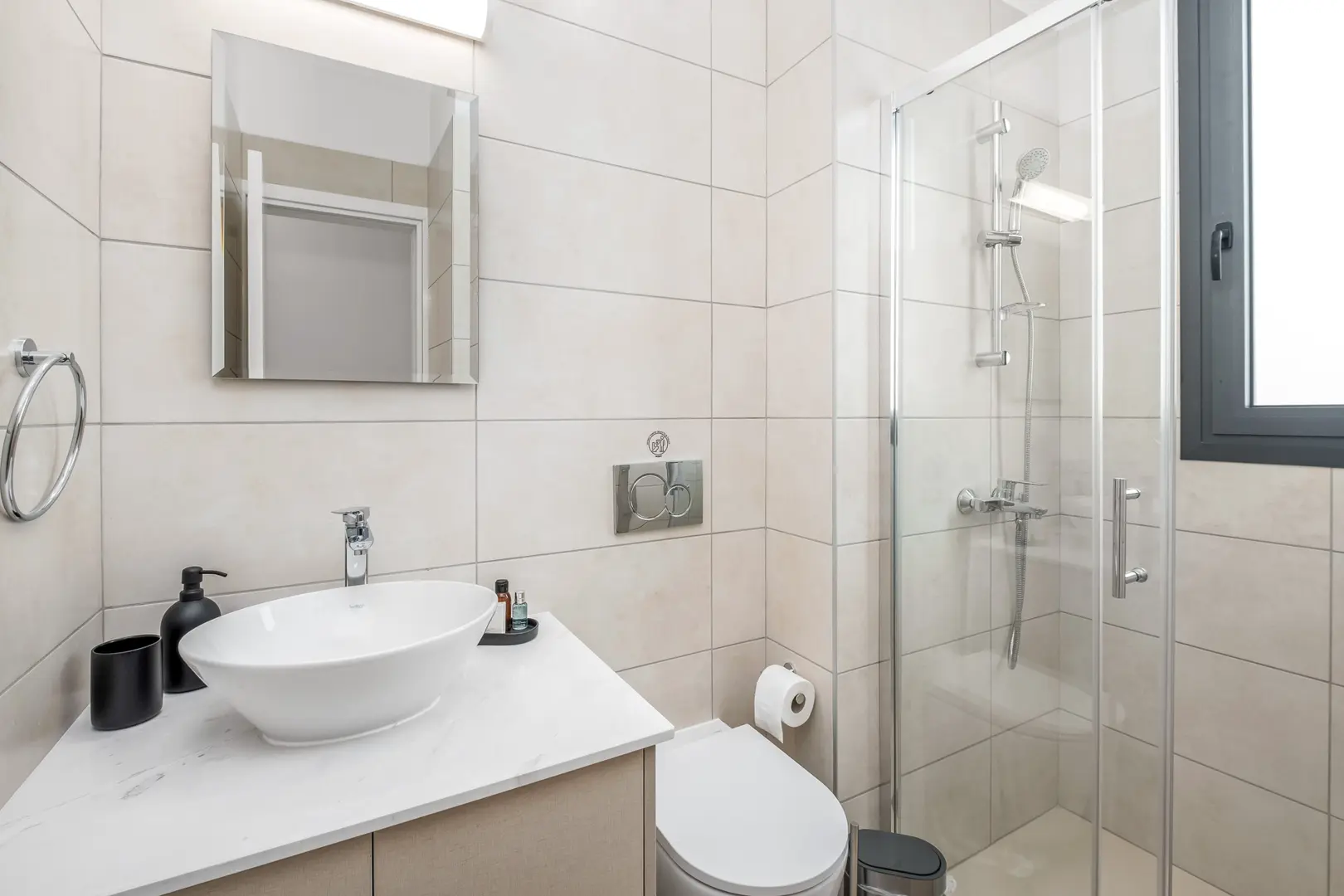 UNIVERSAL RESIDENCES D IV – photo 7 of 13