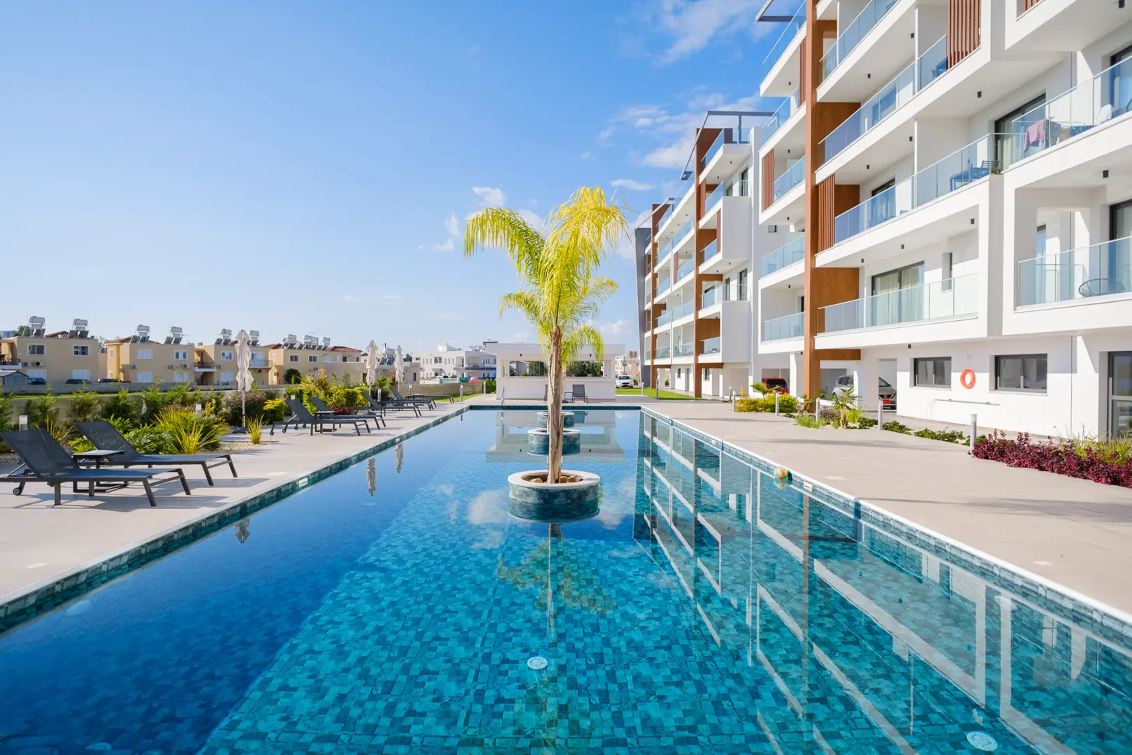 UNIVERSAL RESIDENCES D IV – photo 11 of 13