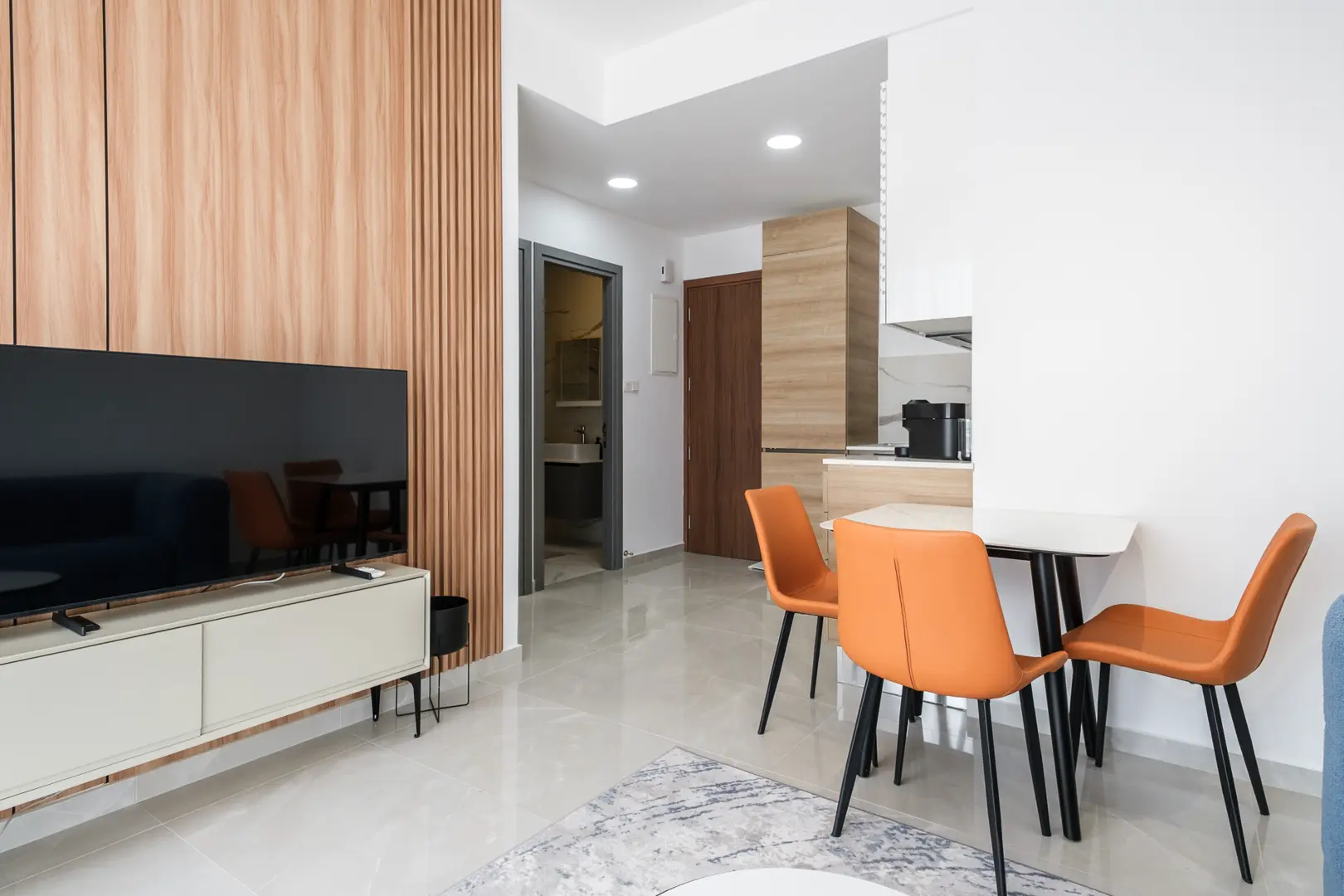 MIDAS RESIDENCE A V
