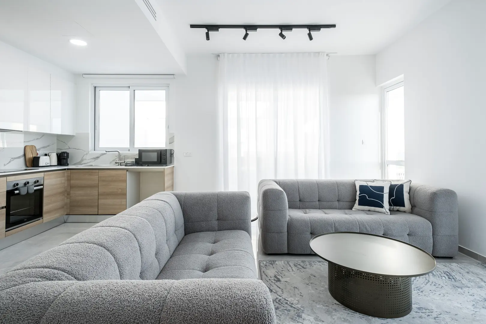 MIDAS RESIDENCE A XXV – photo 3 of 38