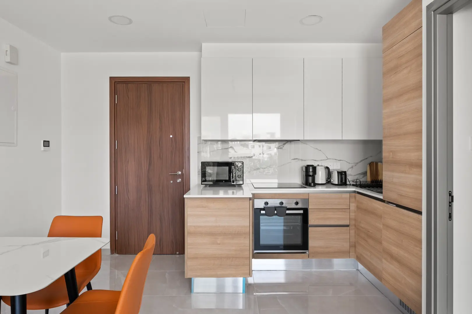 MIDAS RESIDENCE B V – photo 4 of 16