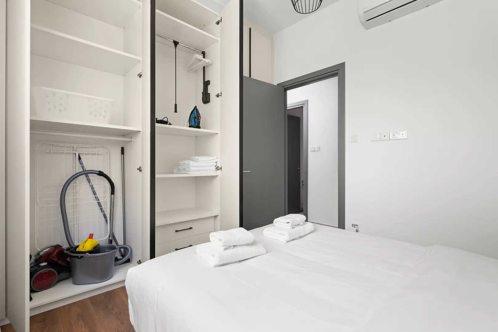 MIDAS RESIDENCE B V – photo 8 of 16