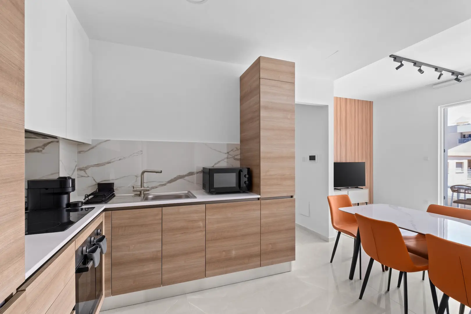 MIDAS RESIDENCE B VII – photo 4 of 16