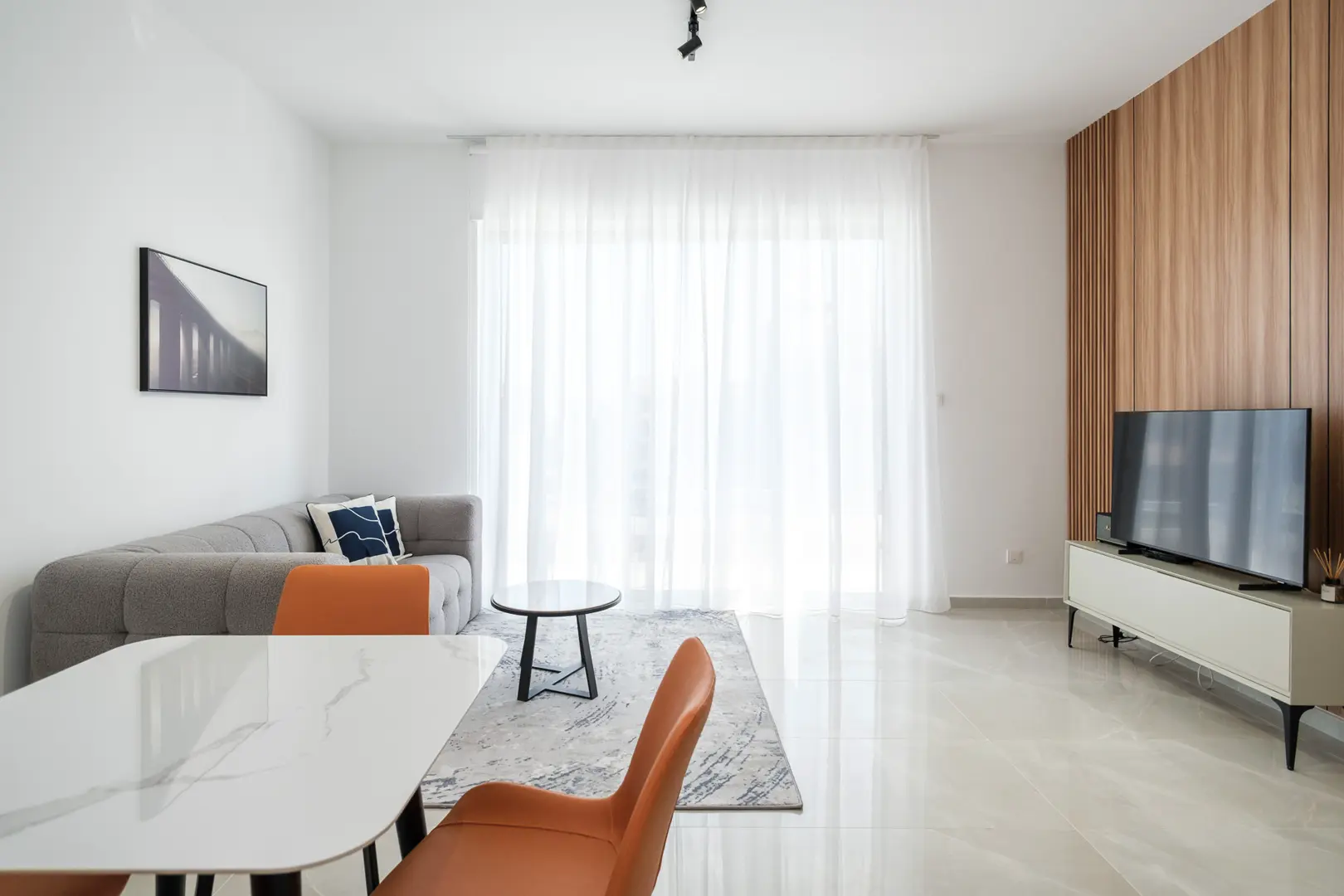 MIDAS RESIDENCE B XVII