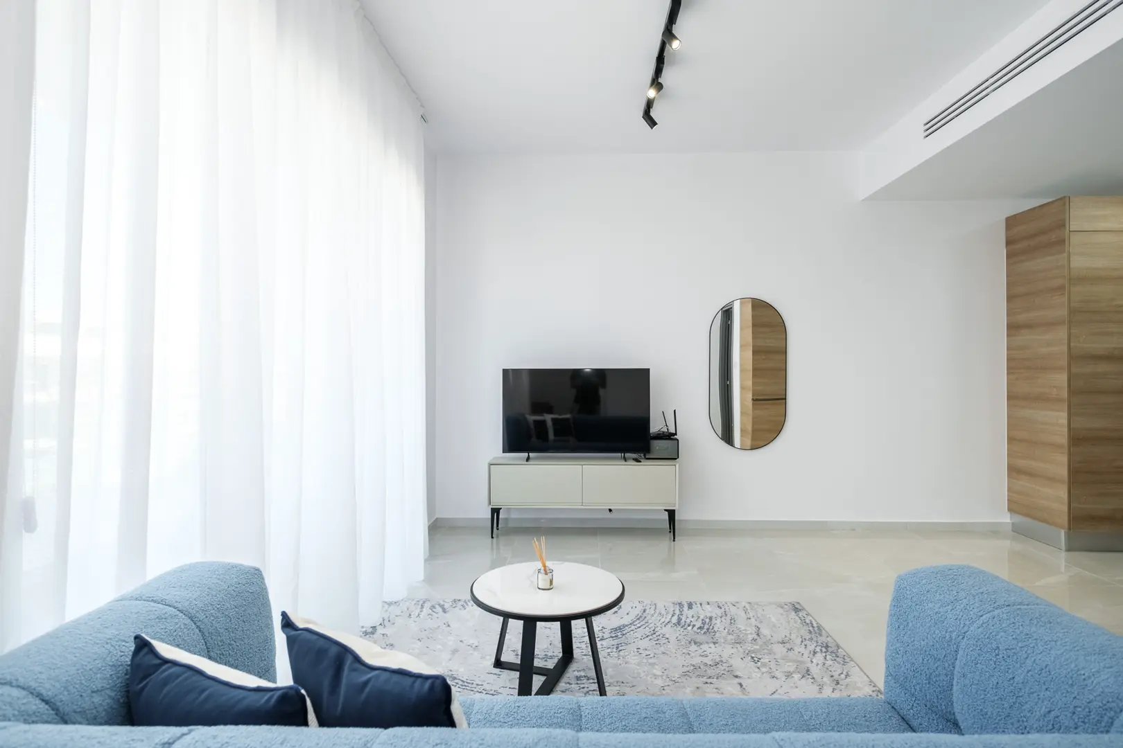 MIDAS RESIDENCE B XIX – photo 3 of 26