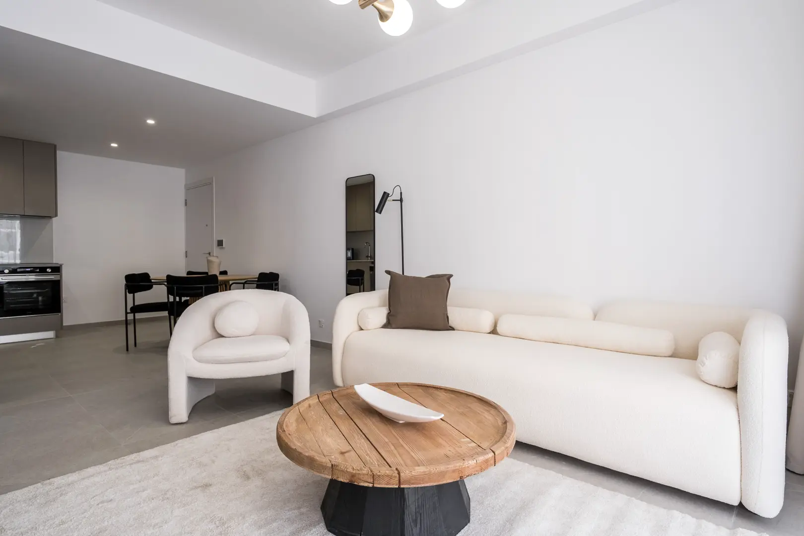 SILENE RESIDENCE III – photo 4 of 24