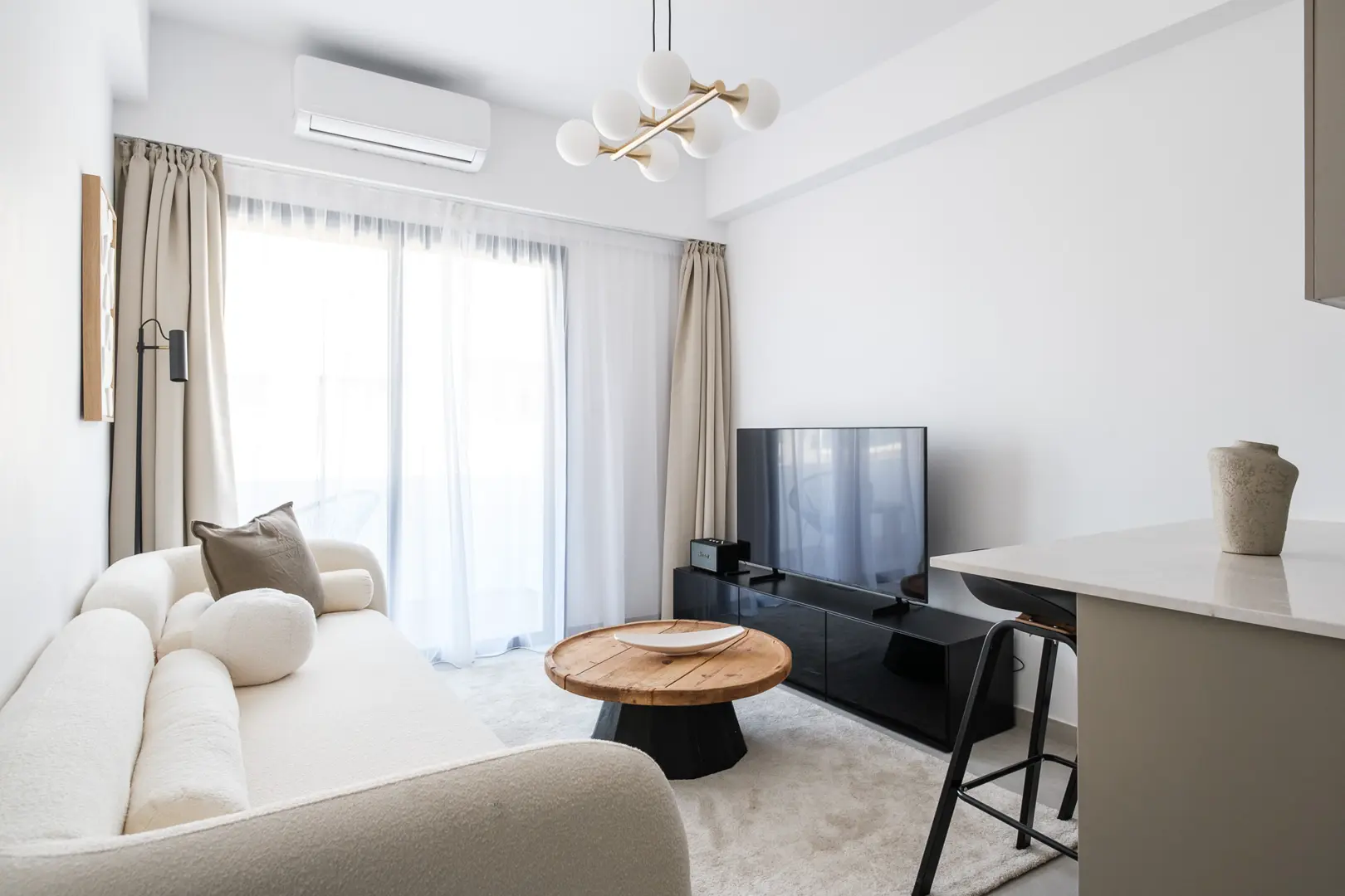 SILENE RESIDENCE IV – photo 2 of 22