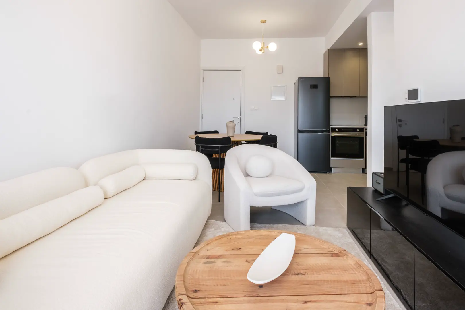 SILENE RESIDENCE VII – photo 8 of 26