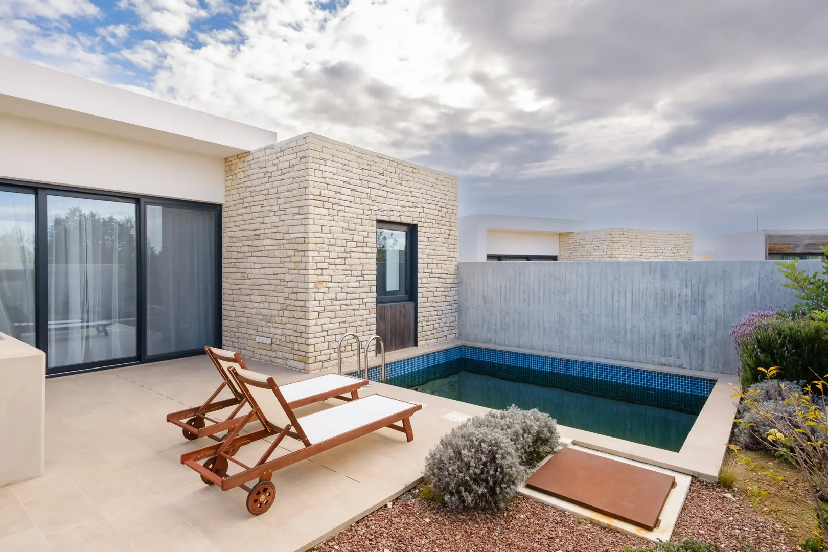 MINTHIS VILLA – photo 36 of 40