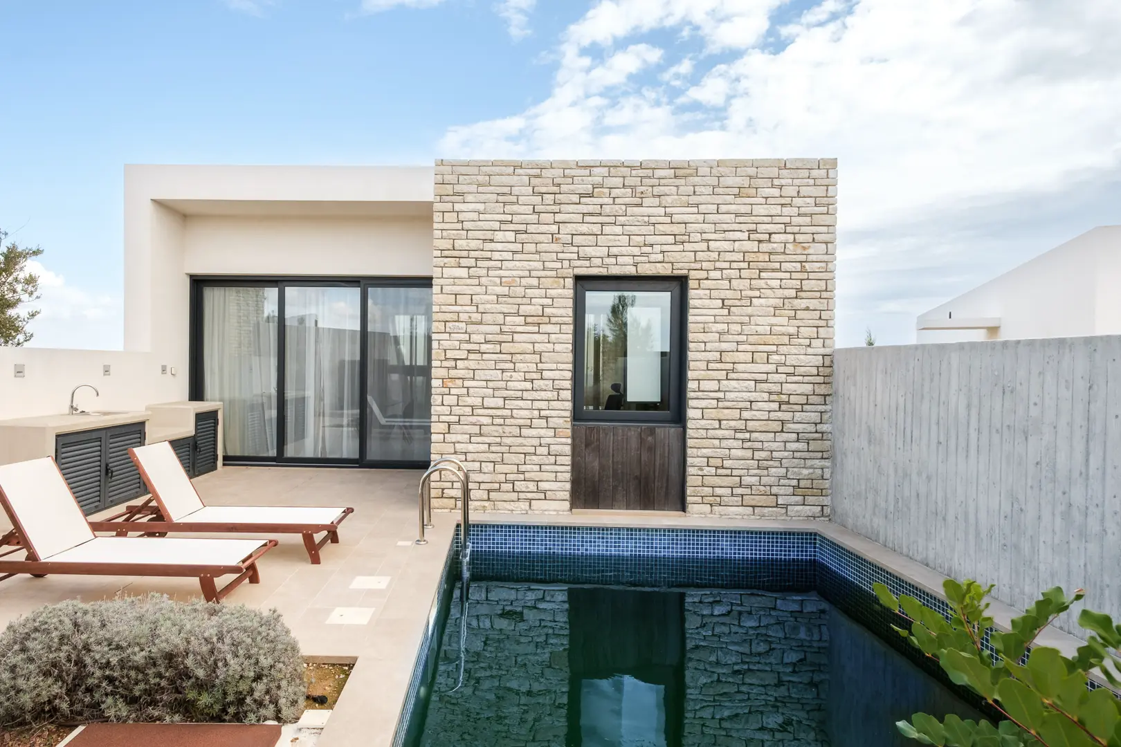 MINTHIS VILLA – photo 37 of 40