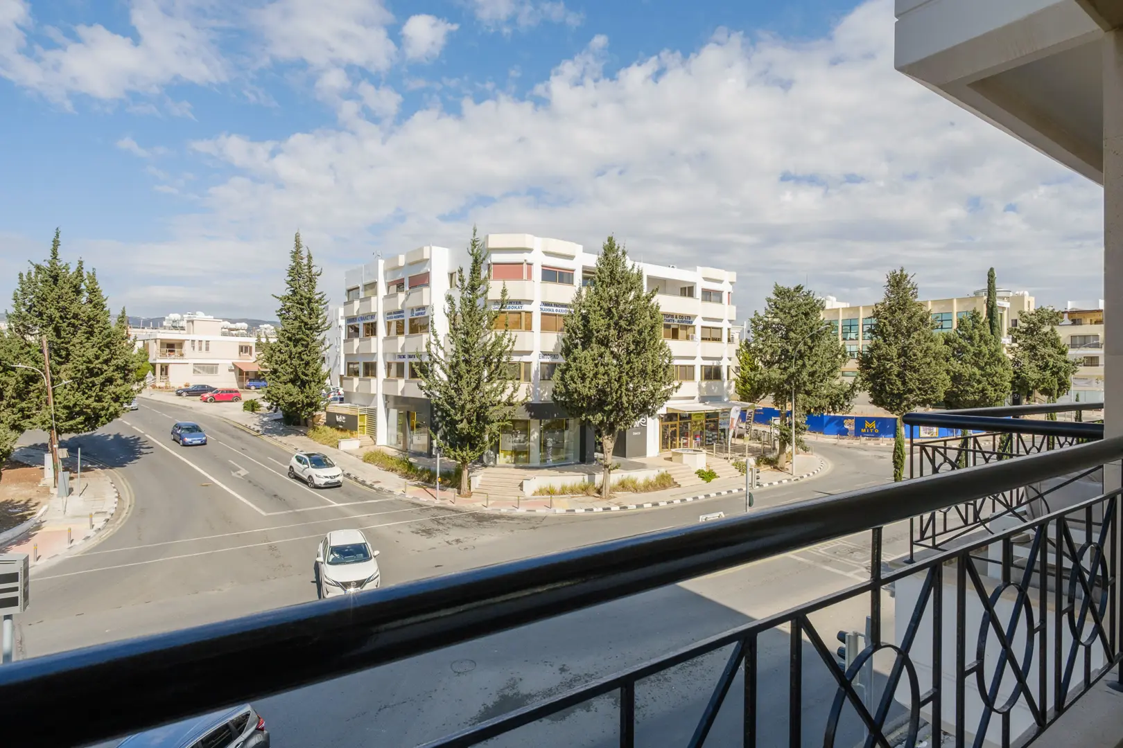 IVI COURT III – photo 34 of 36