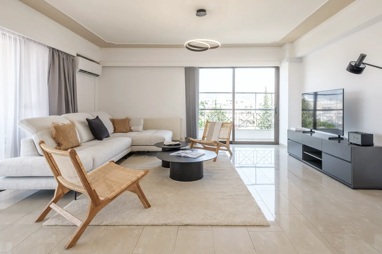 IVI COURT II