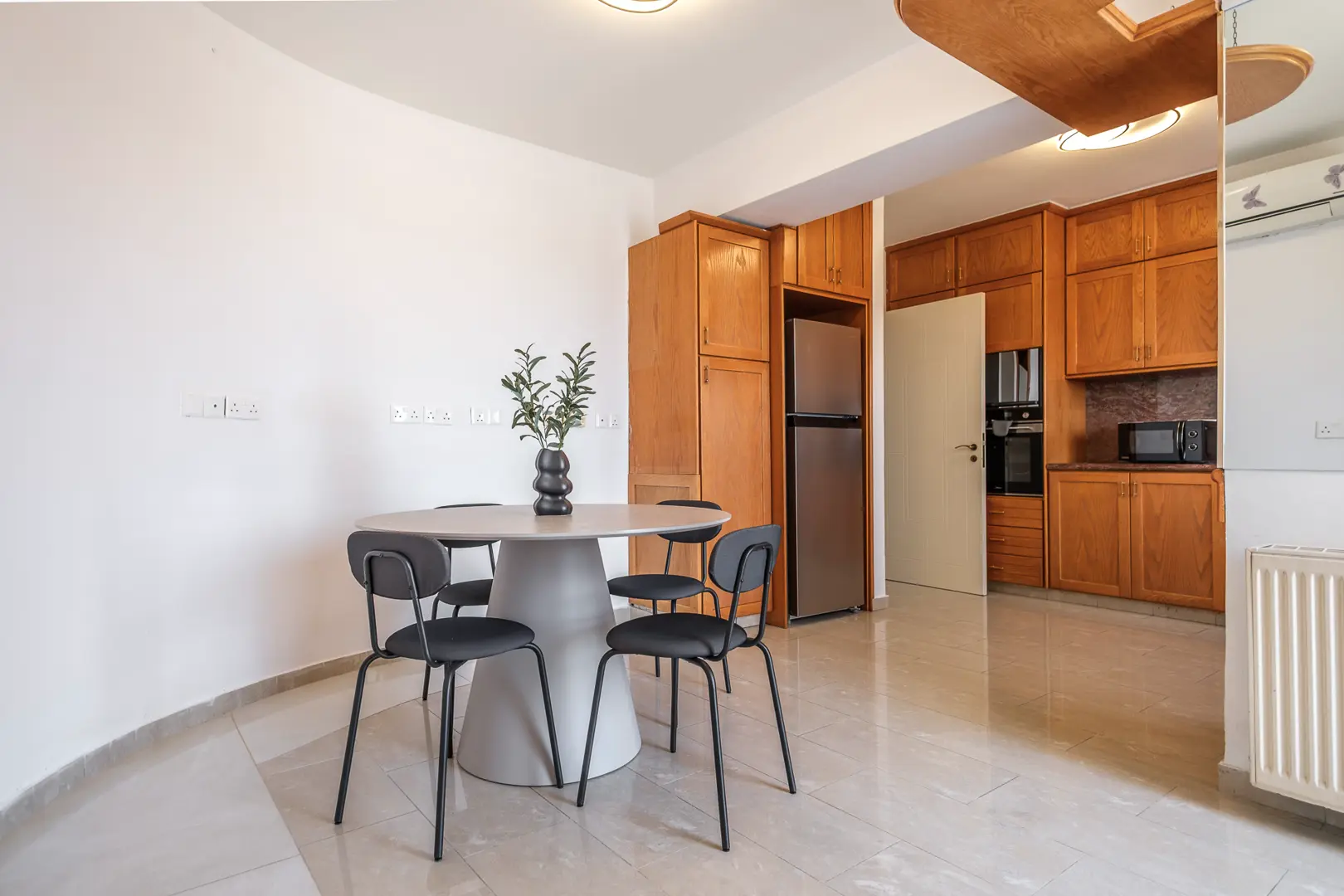 IVI COURT II – photo 18 of 47