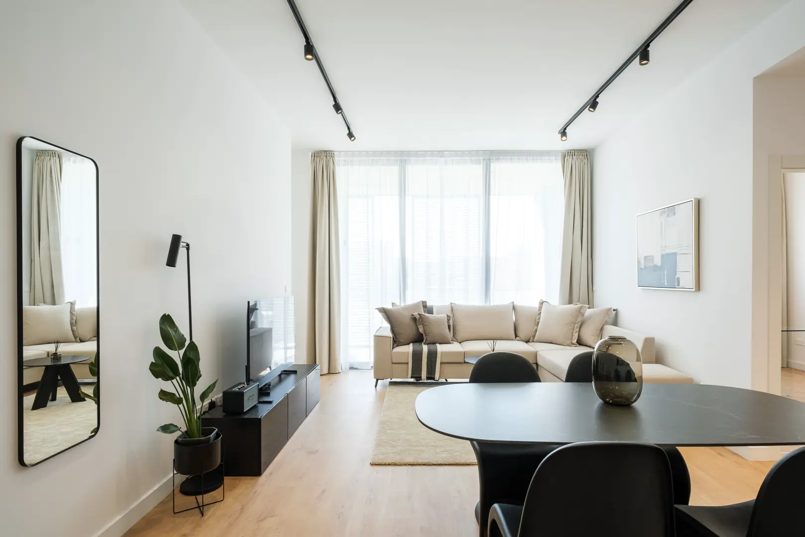SEQUOIA RESIDENCE III
