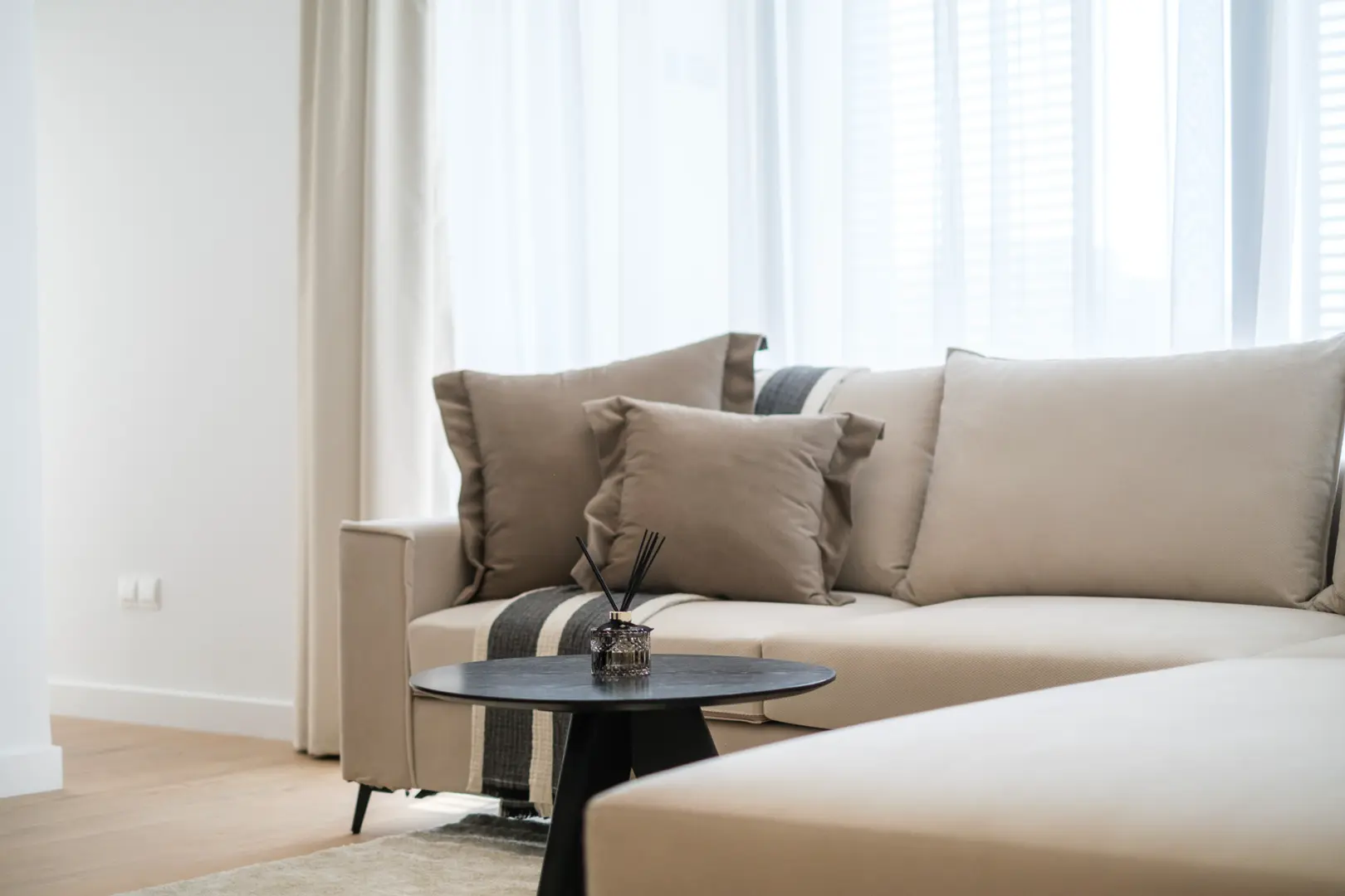 SEQUOIA RESIDENCE III – photo 4 of 31