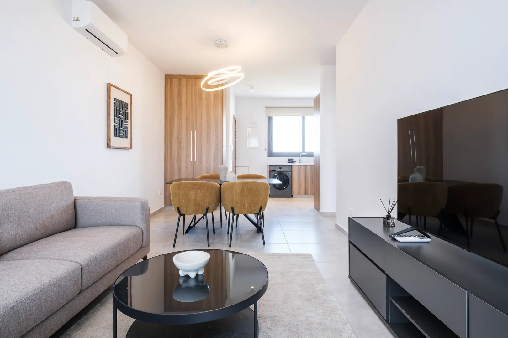 UNIVERSAL RESIDENCES B I – photo 4 of 30
