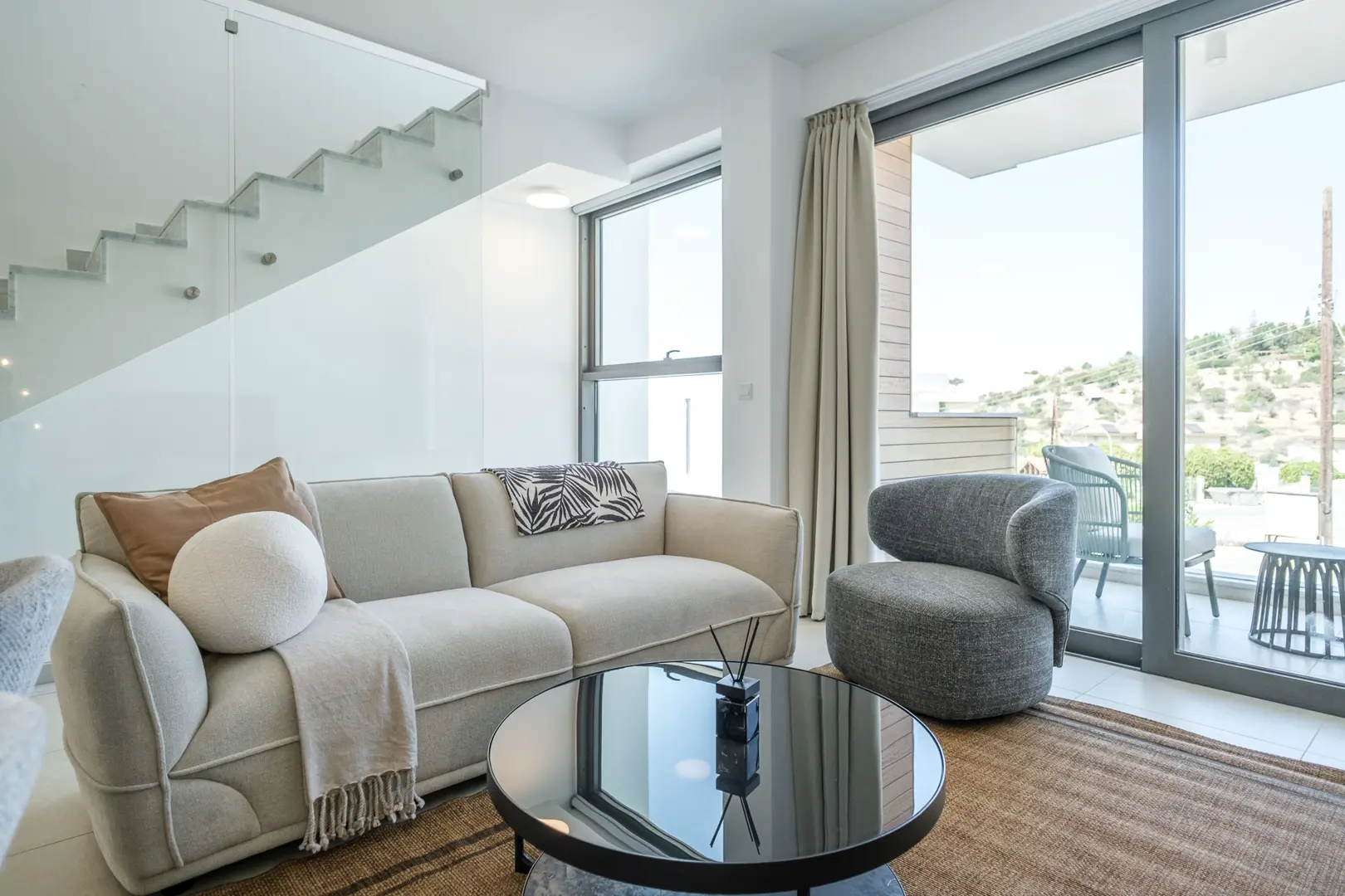 ARIA RESIDENCE III