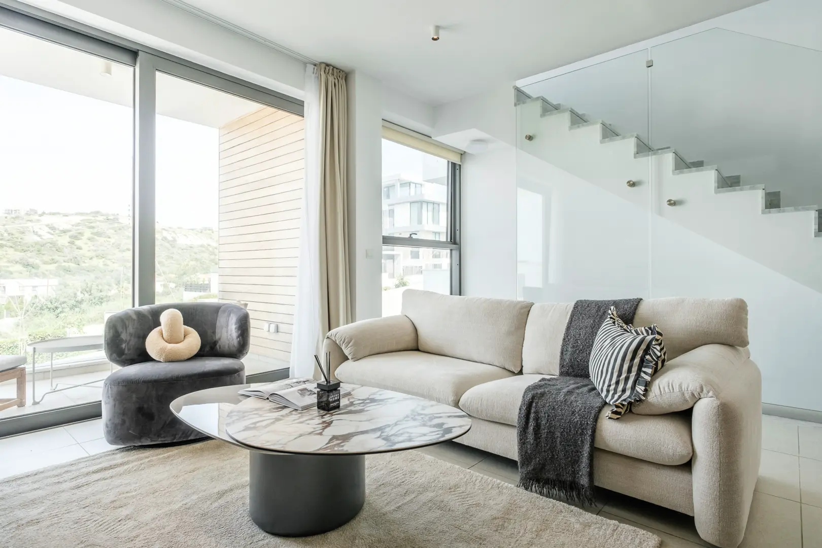ARIA RESIDENCE IV