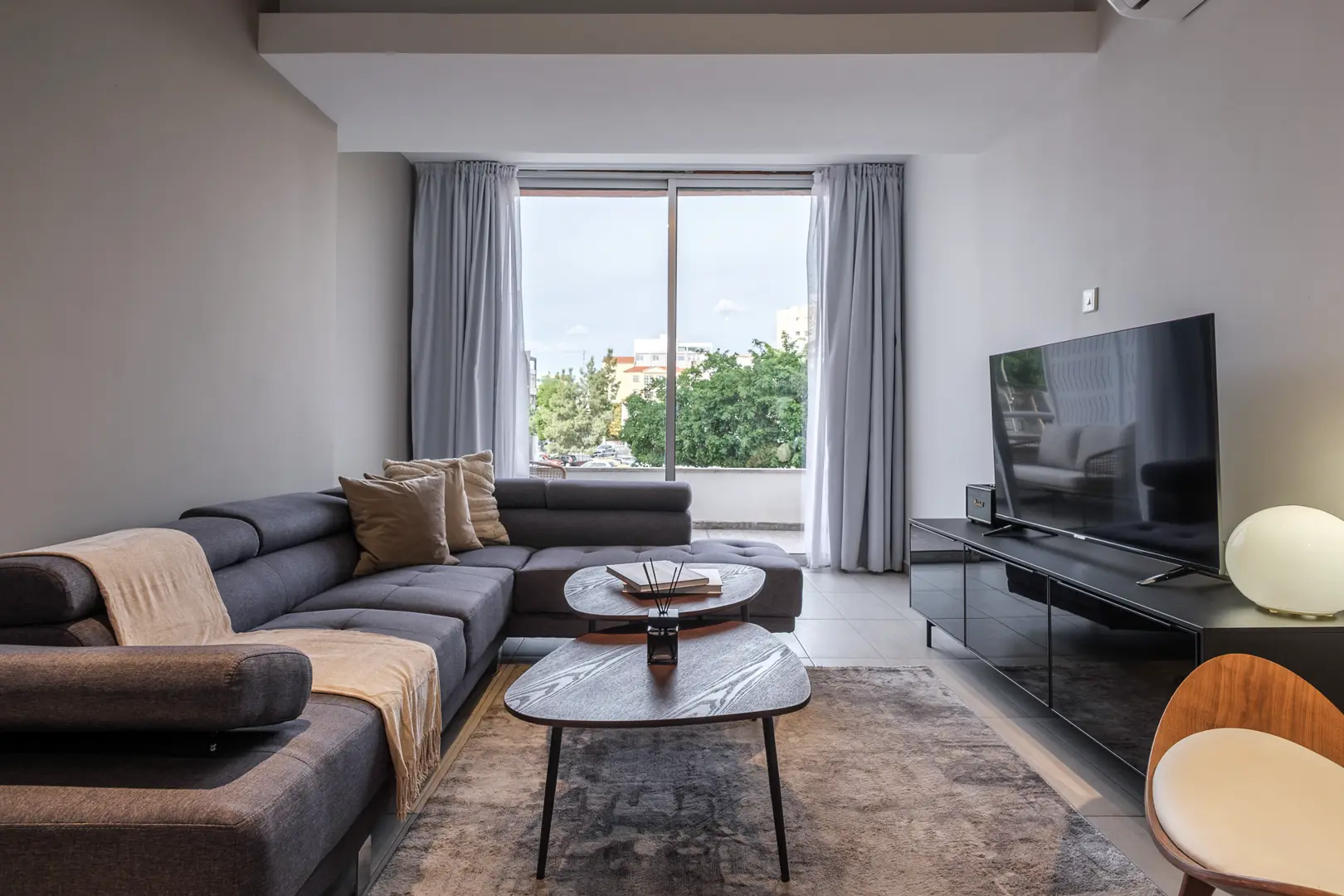 MARINOS COURT I