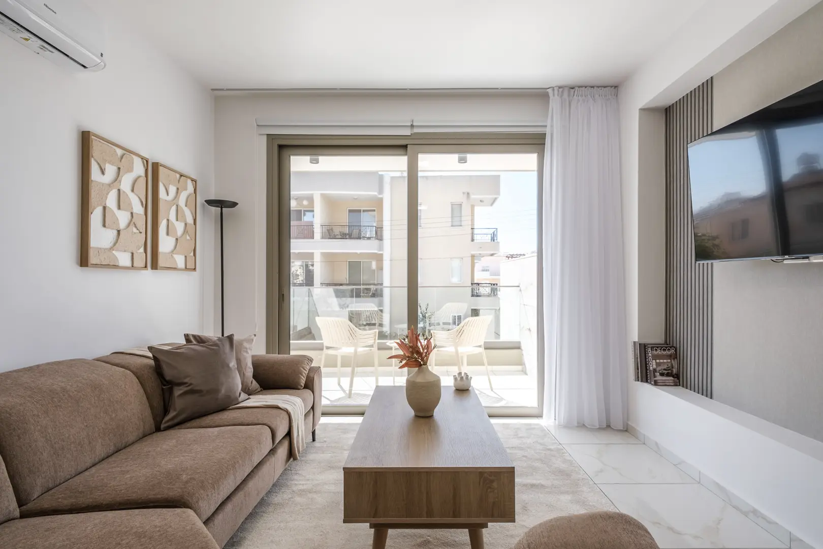 ADOLINA COURT VI – photo 2 of 26